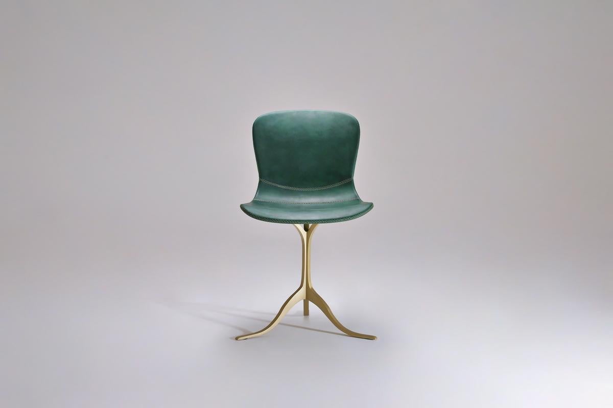 Mid-Century Modern Set of 8 Bespoke Leather Chairs with Hand-Cast Brass Base by P. Tendercool For Sale