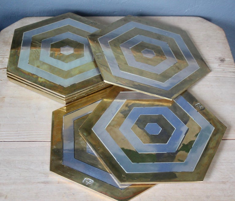 Set of 8 Bicolor Metal Trivet For Sale at 1stDibs
