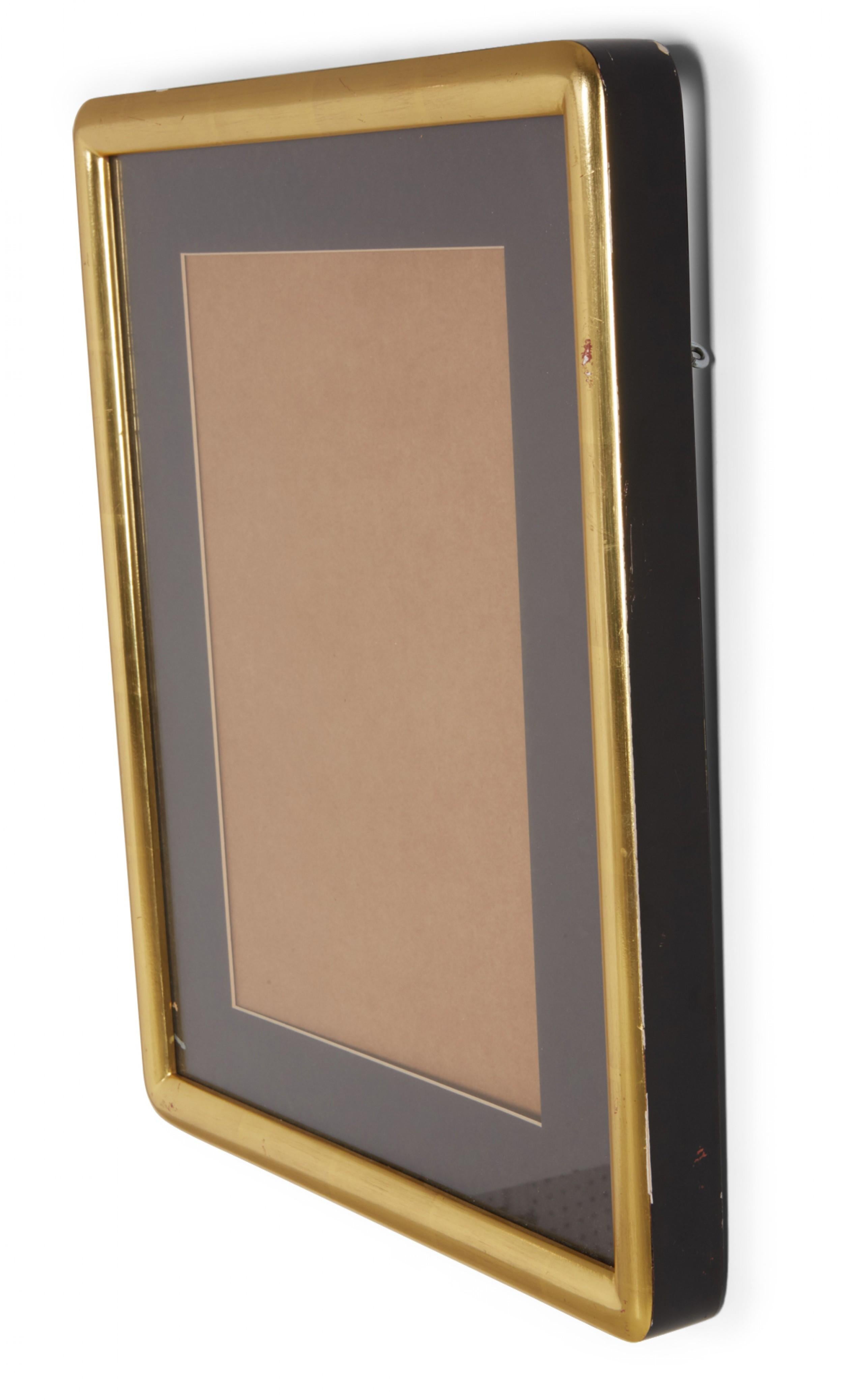 Set of 8 Black and Gilt Curved Corner Gallery Frames In Good Condition For Sale In Queens, NY