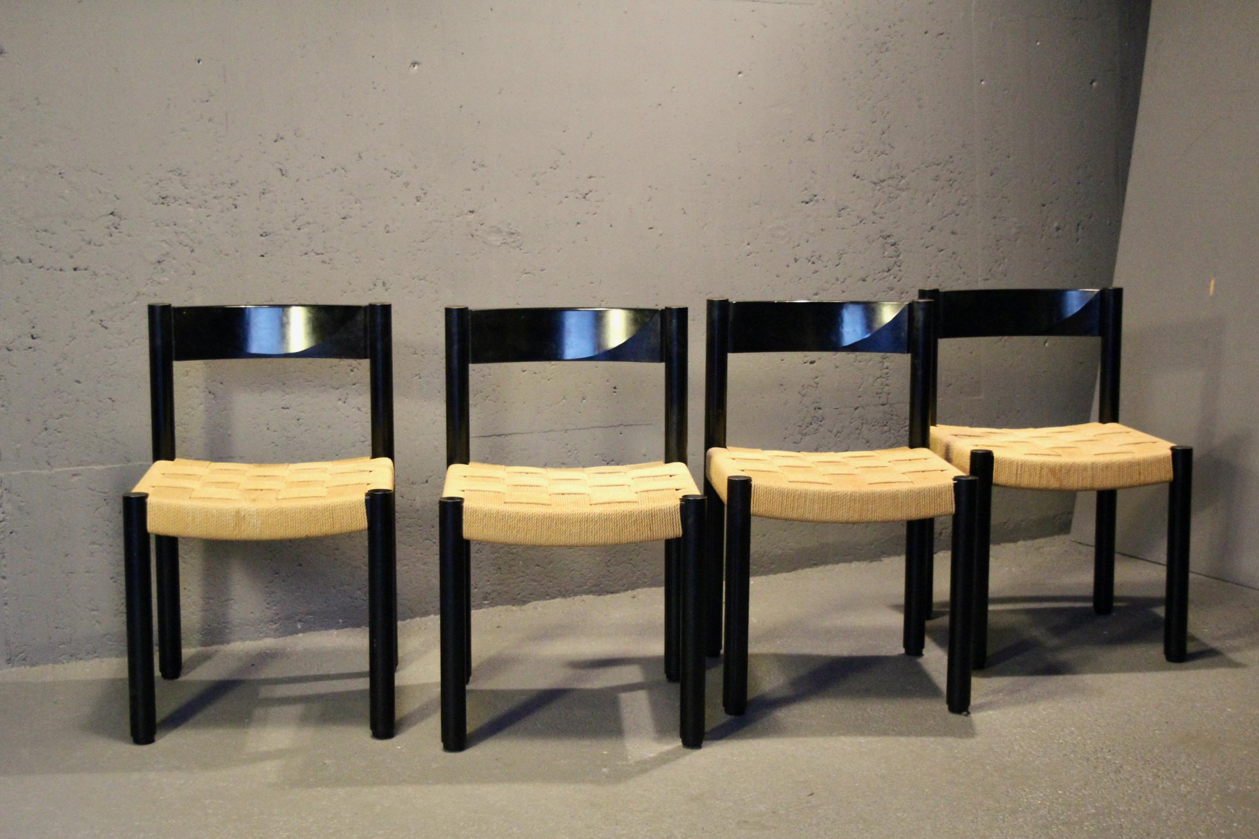 Set di 8 sedie in bianco e nero in vendita 8