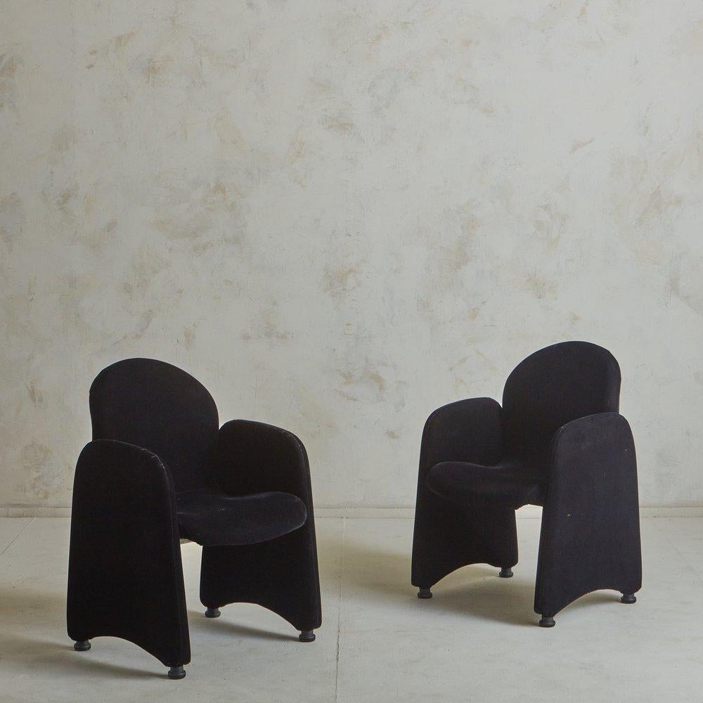 Set of 8 Black Dining Chairs in the Style of Luigi Caccia Dominioni, Italy 1970s In Good Condition For Sale In Chicago, IL