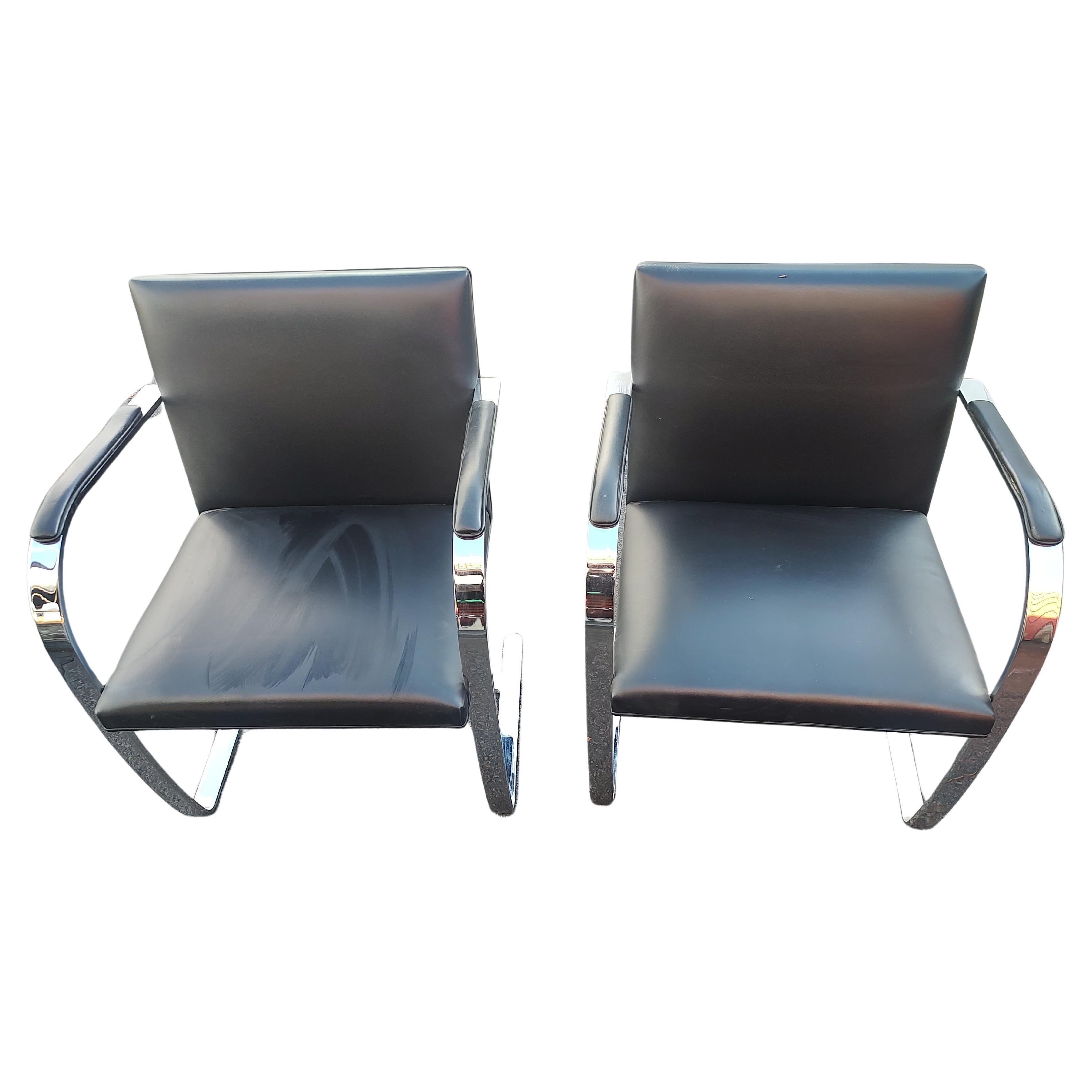 Hand-Crafted Set of 8 Knoll Black Leather Flat Bar Brno Chairs by Ludwig Mies van der Rohe For Sale