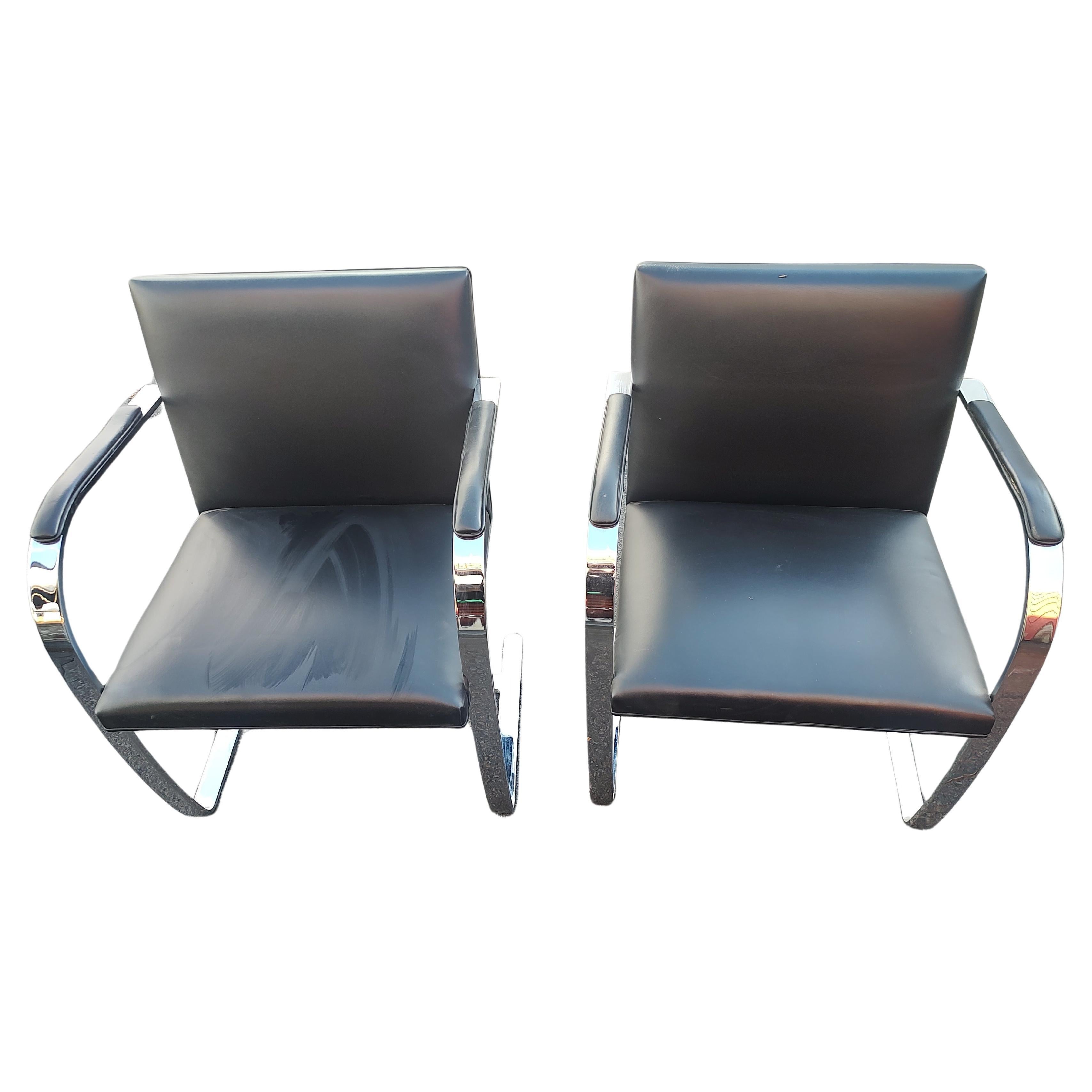 Hand-Crafted Set of 8 Knoll Black Leather Flat Bar Brno Chairs by Ludwig Mies van der Rohe  For Sale