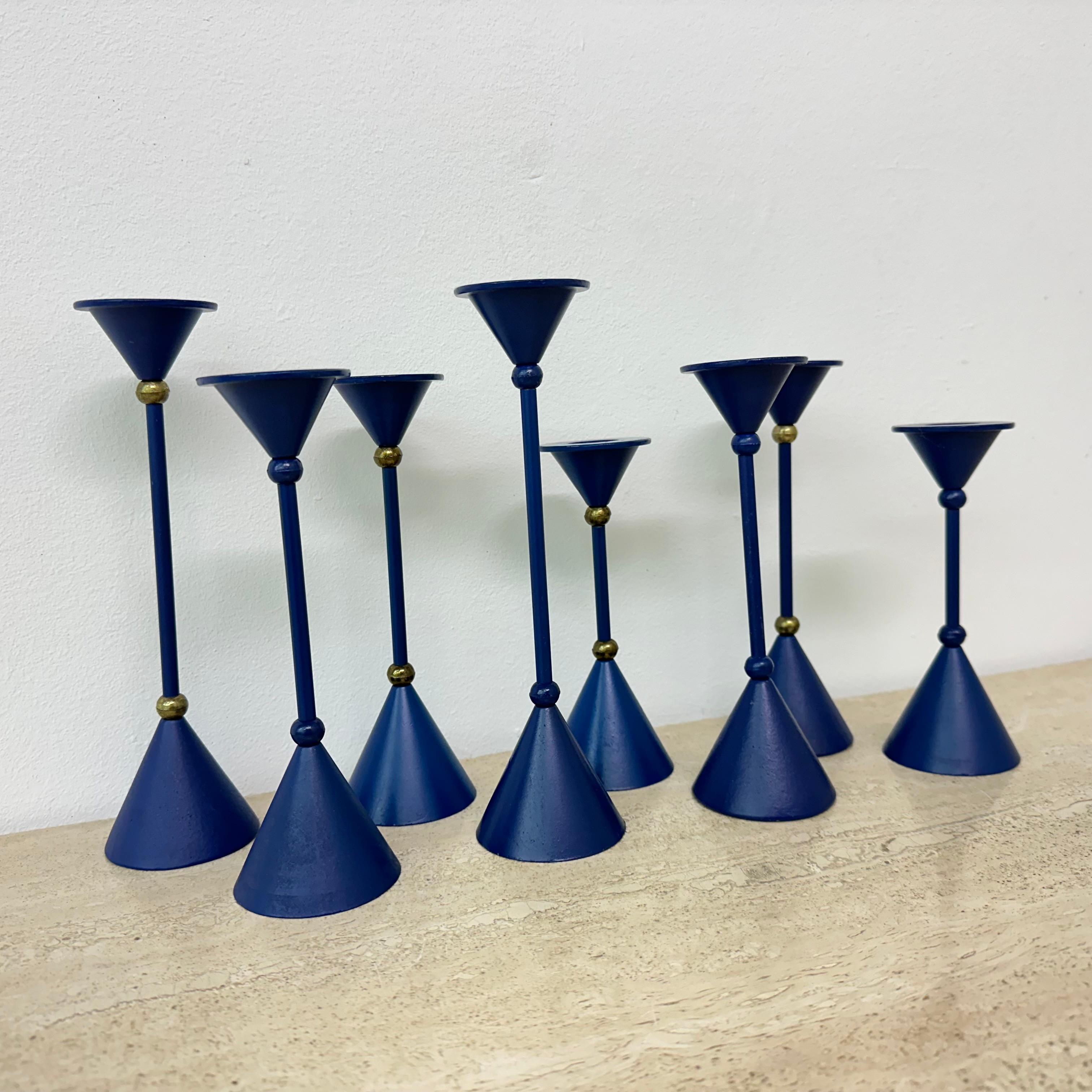 Metallo Set di 8 candele blu in stile Memphis, anni '80 in vendita