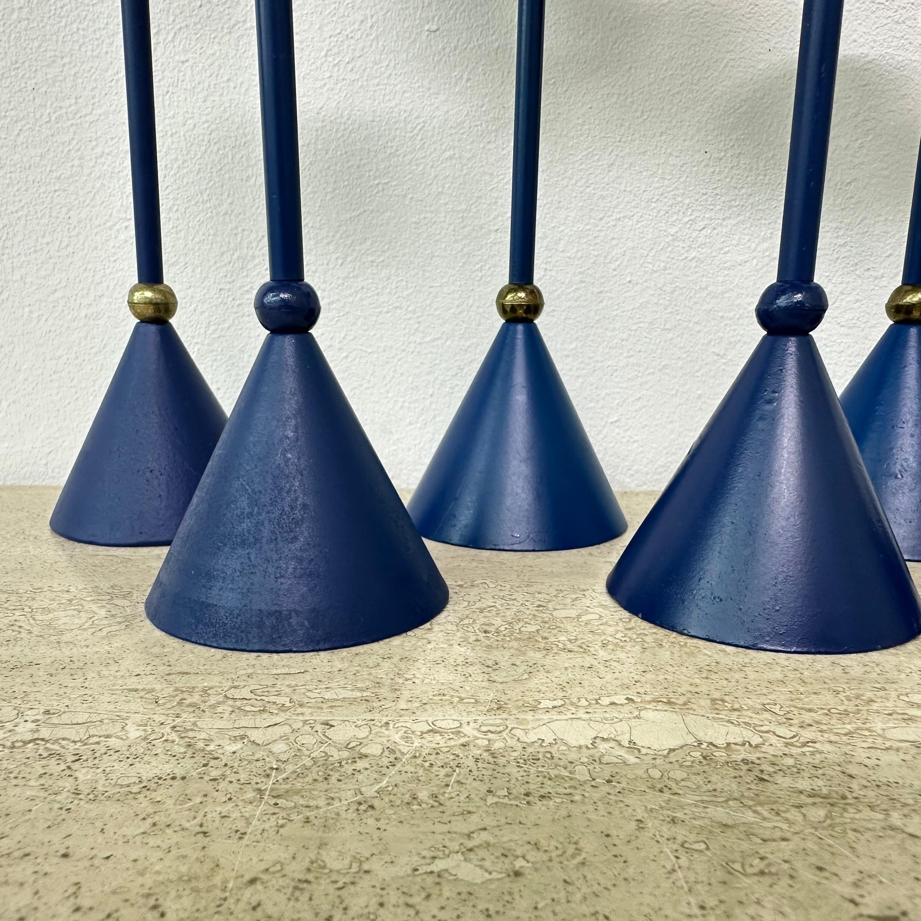 Set di 8 candele blu in stile Memphis, anni '80 in vendita 2