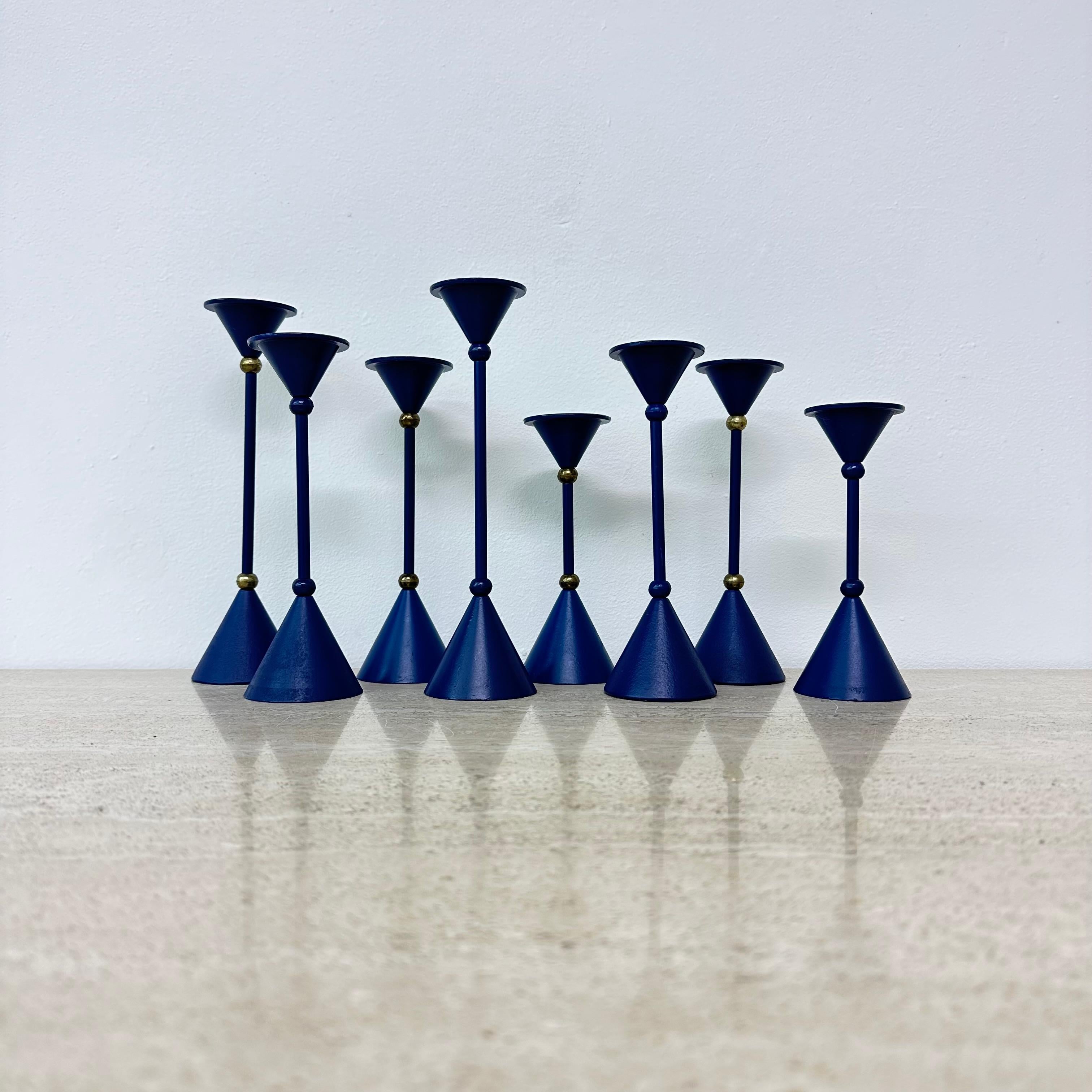 Set di 8 candele blu in stile Memphis, anni '80 in vendita 3