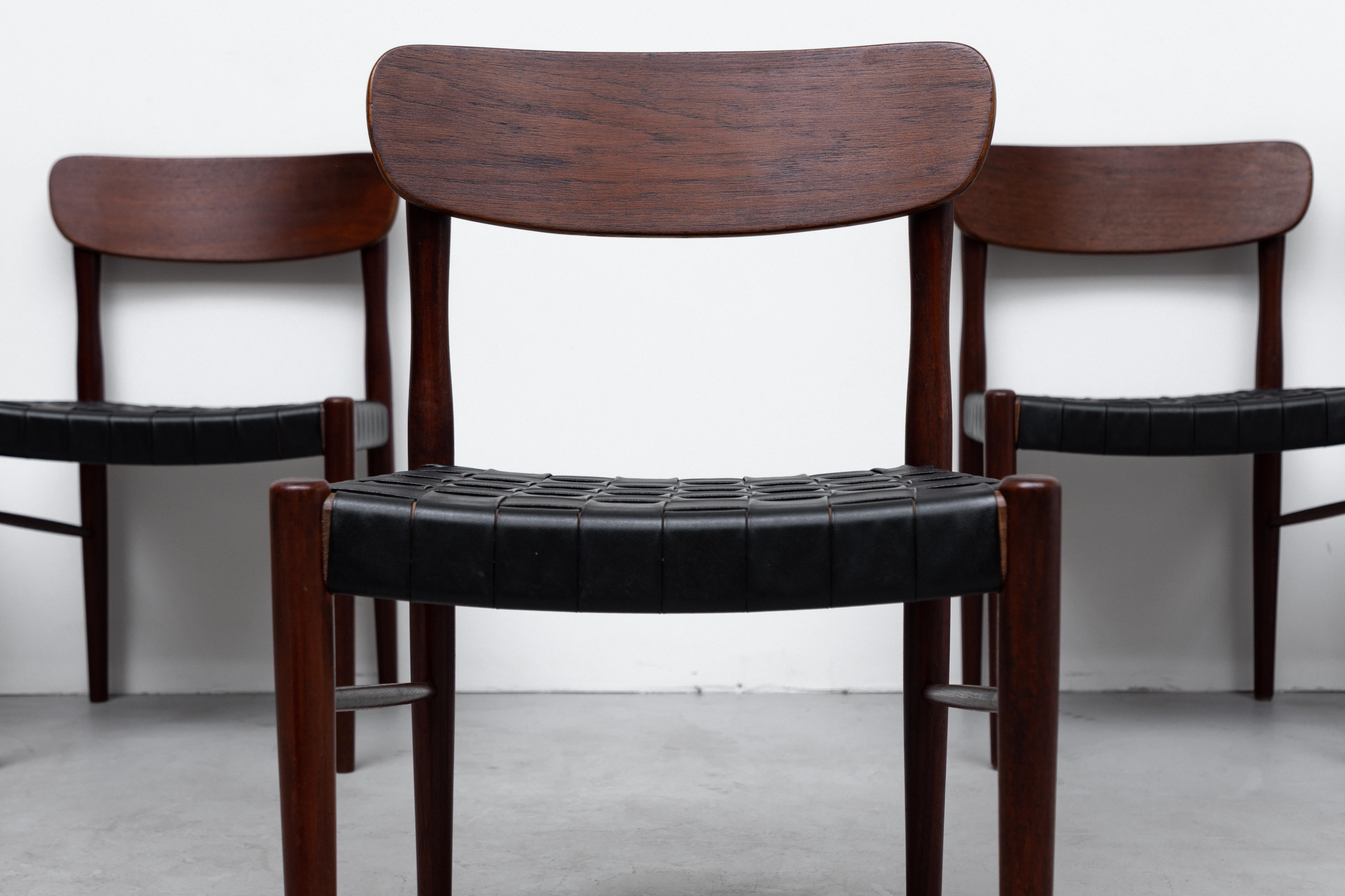 Mid-20th Century Set of 8 Børge Mogensen Style Danish Teak Dining Chairs