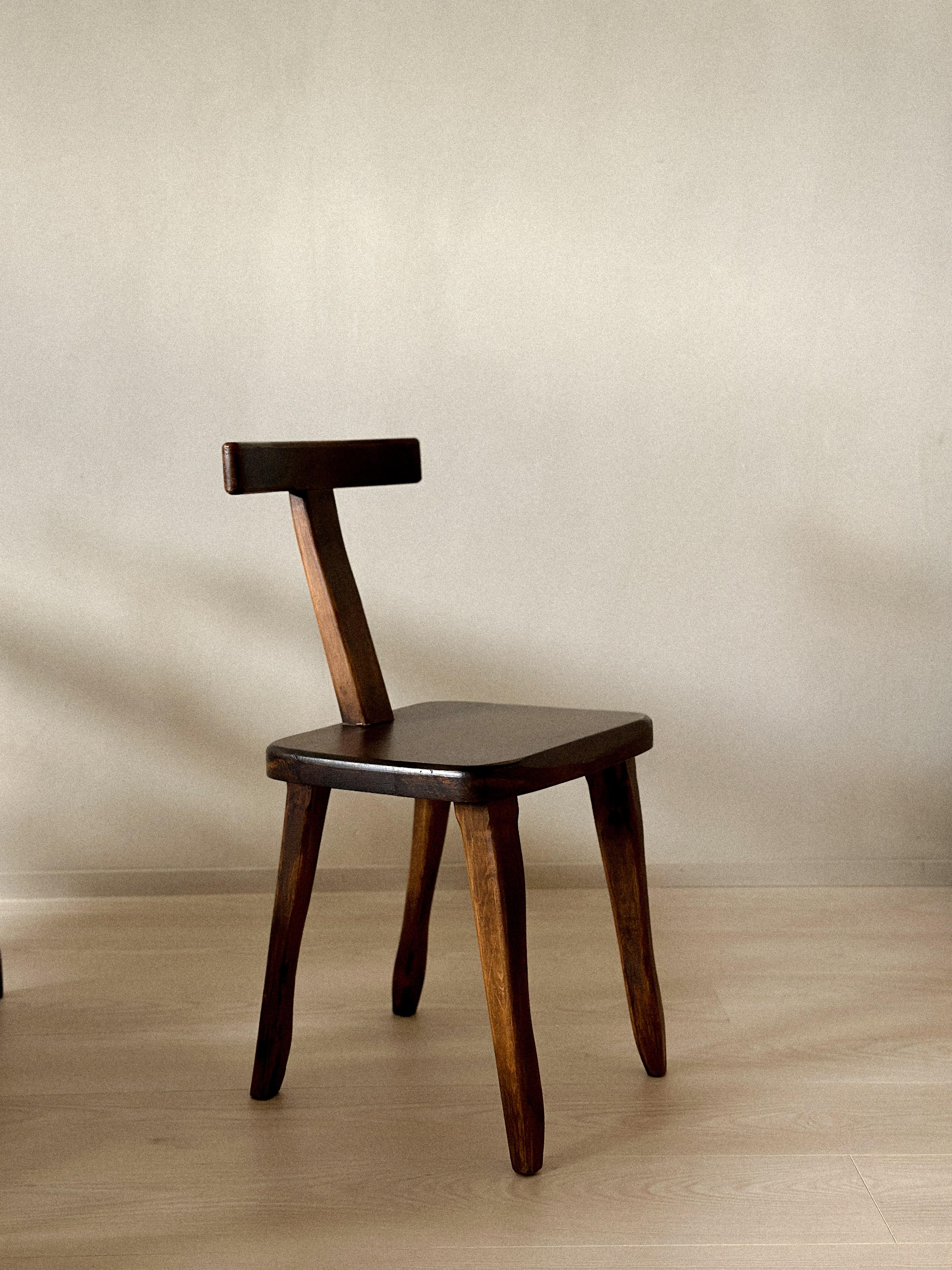 Set of 8 Brutalist Dining Chairs, Aranjou, France c. 1960s en vente 5
