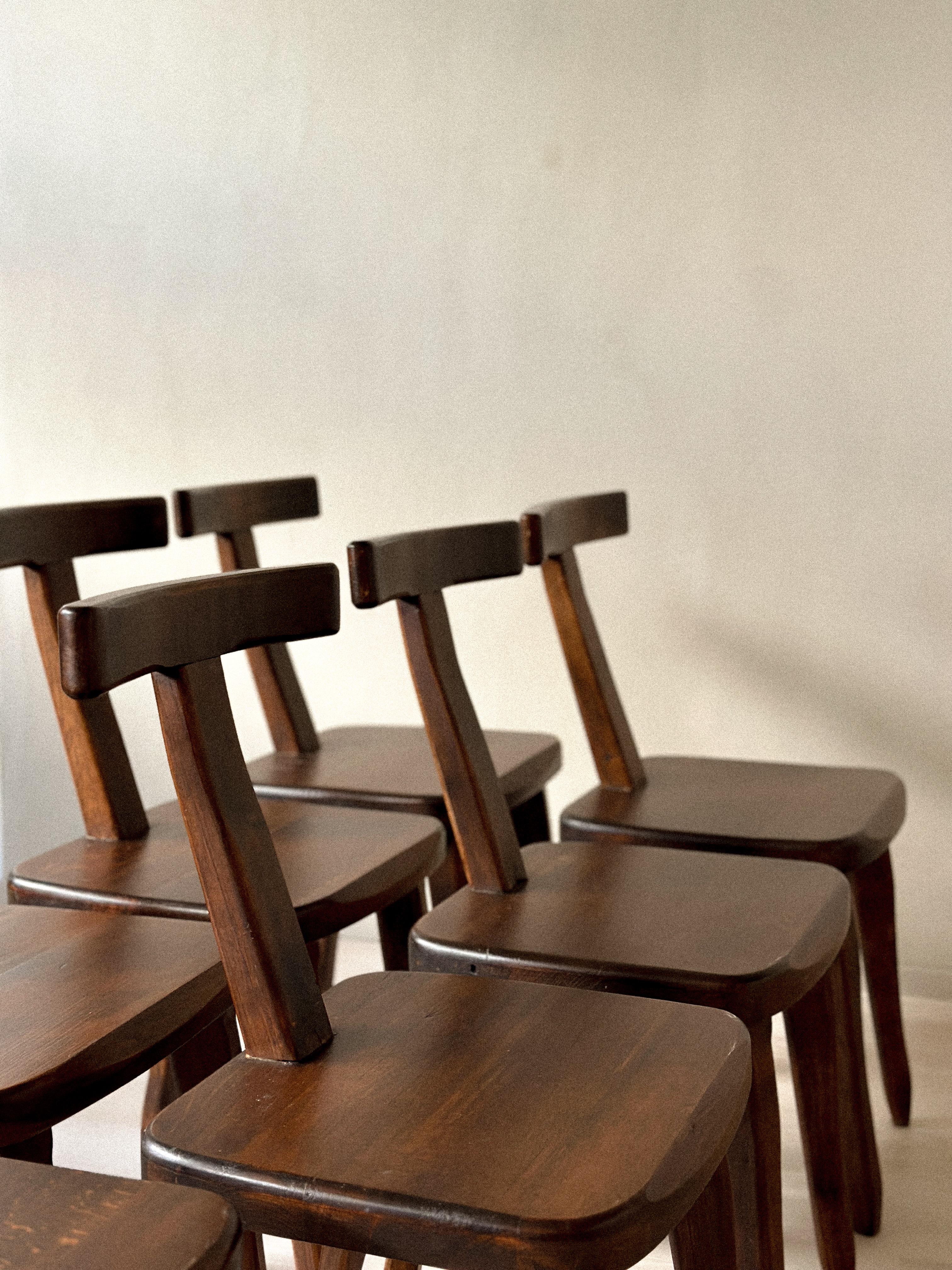 Set of 8 Brutalist Dining Chairs, Aranjou, France c. 1960s en vente 1