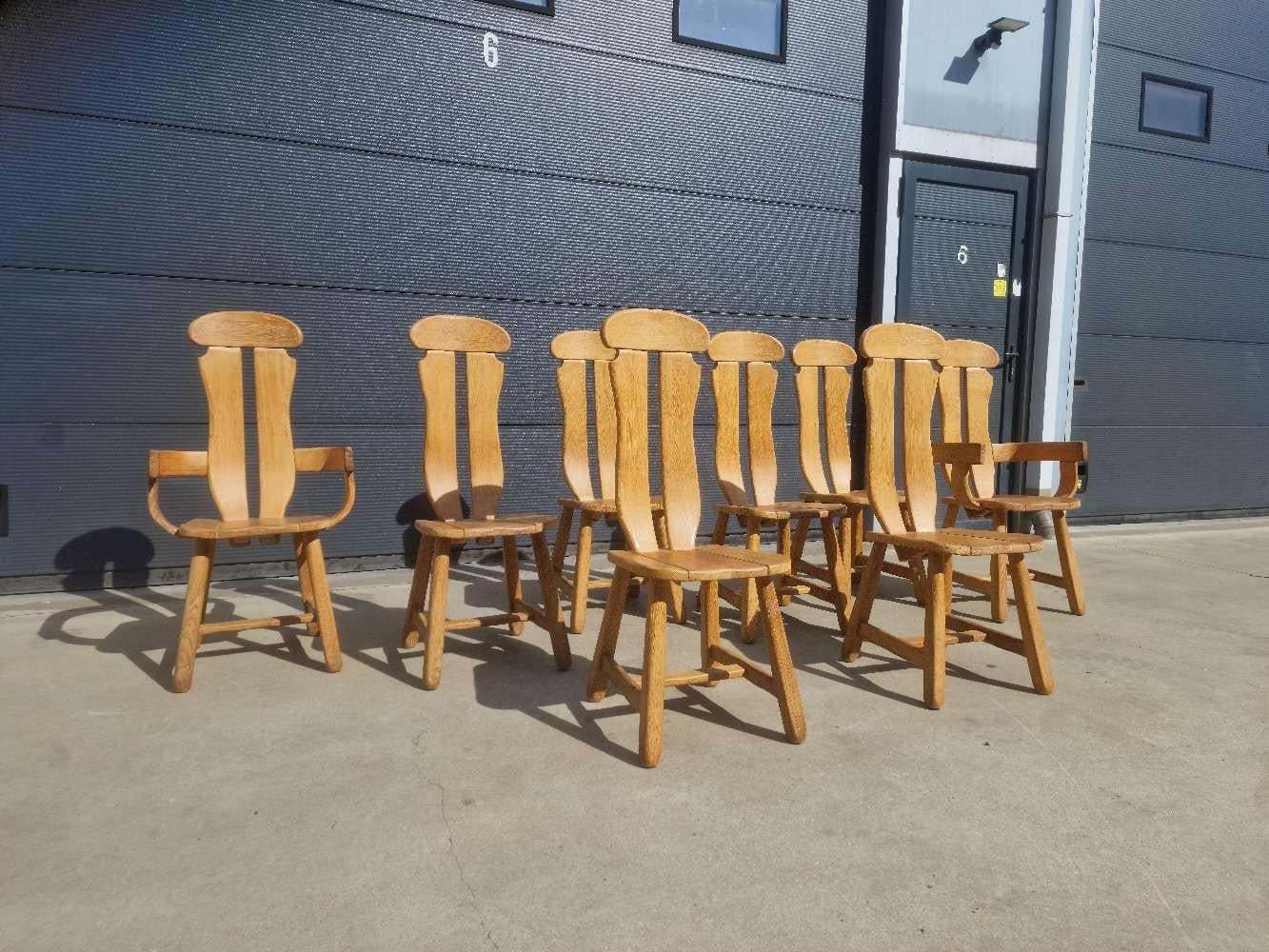 European Set of 8 Brutalist Oak Chairs from De Puydt, Belgium 1970s For Sale