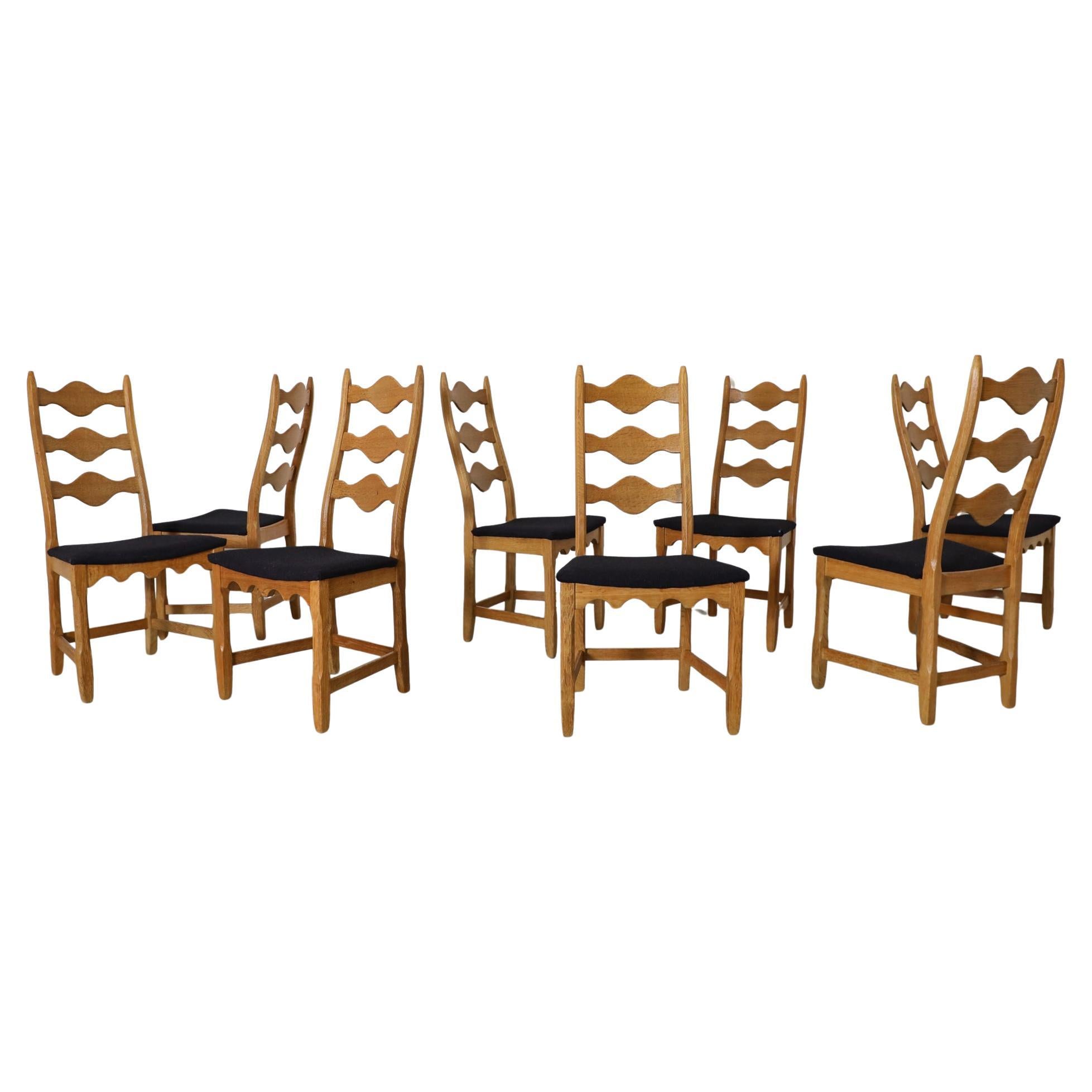 Set di 8 sedie da pranzo brutaliste con schienale decorativo in Oak di Henning Kjaernulf