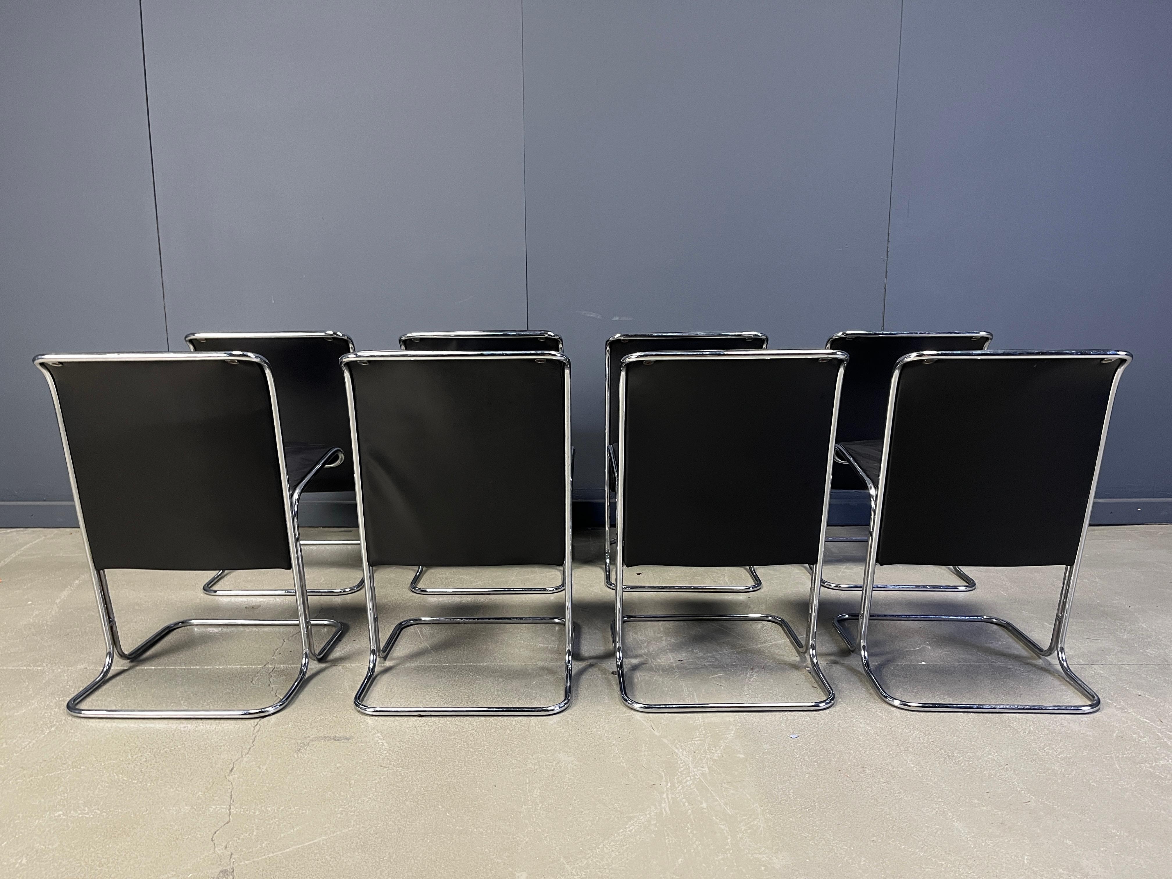 Set of 8 Calla chairs by Antonio Ari Colombo dining chairs, 1970s (Leder) im Angebot