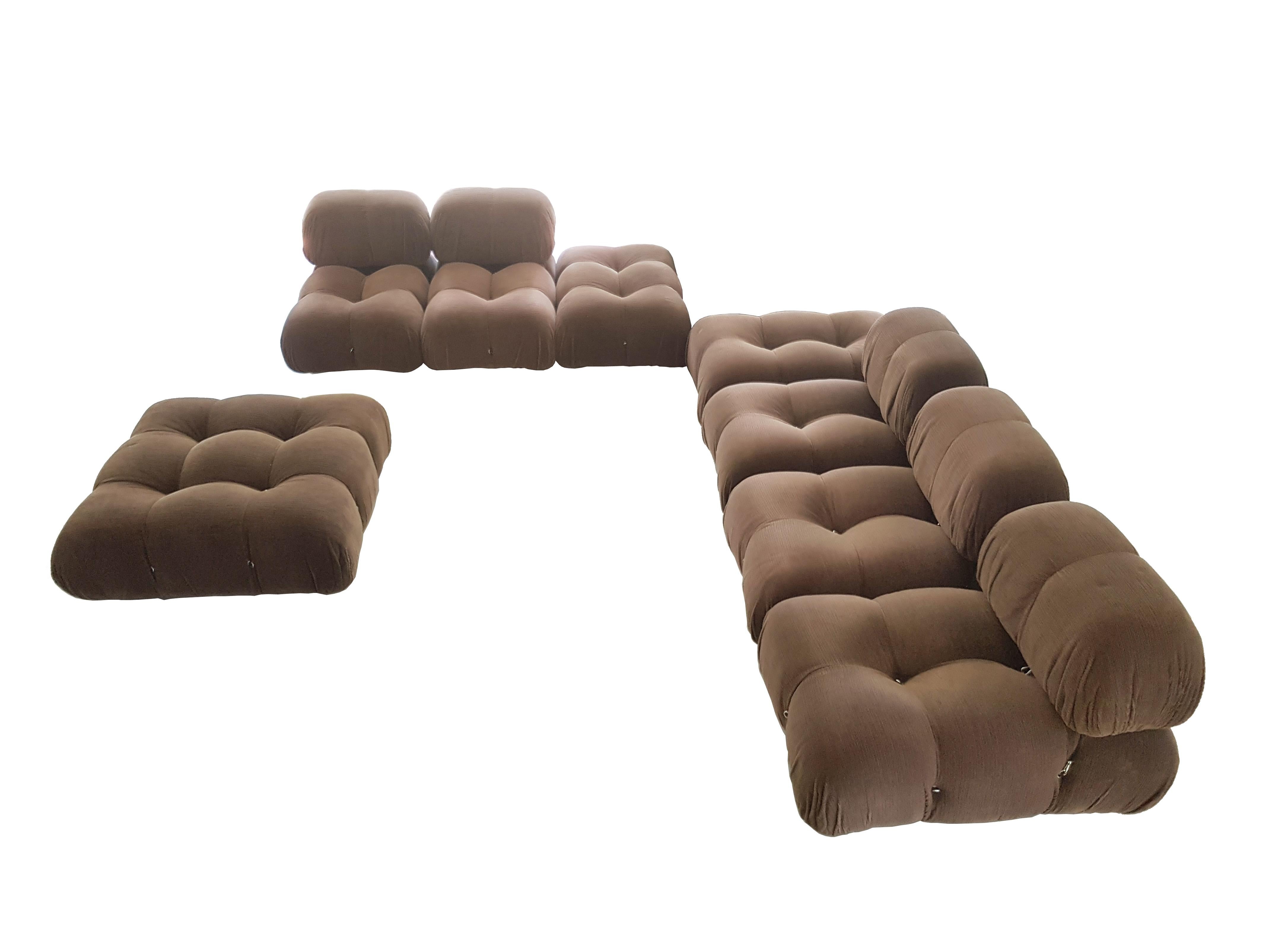 Space Age Set of 8 Camaleonda Sittings Designed by Mario Bellini for C&B Italia, 1970 For Sale