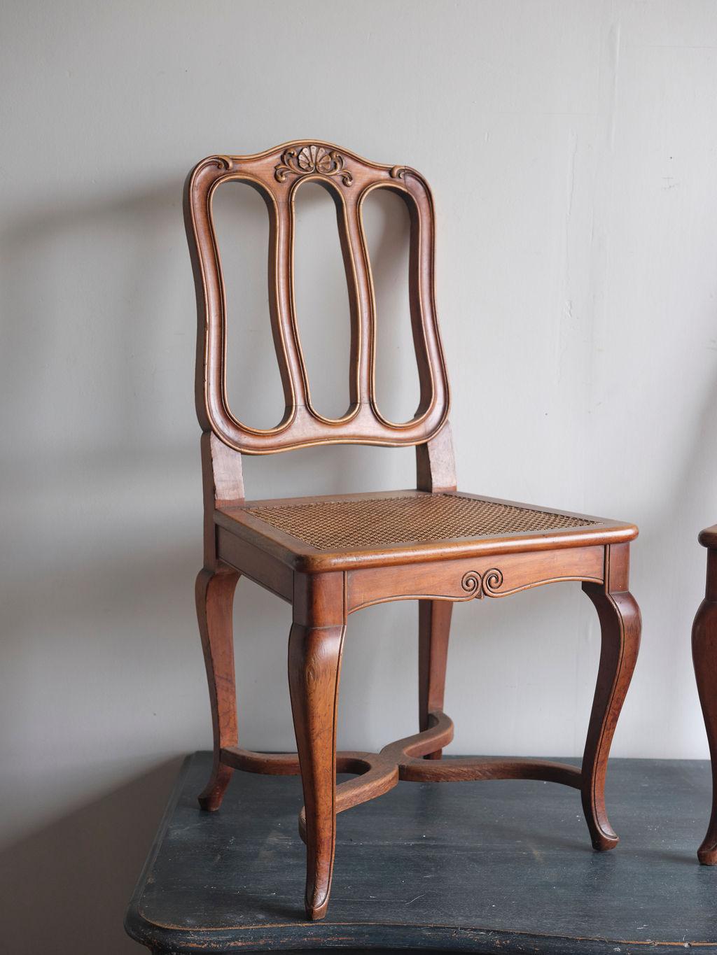 English Set of 8 Cane Seat Dining Chairs, circa 1910 For Sale