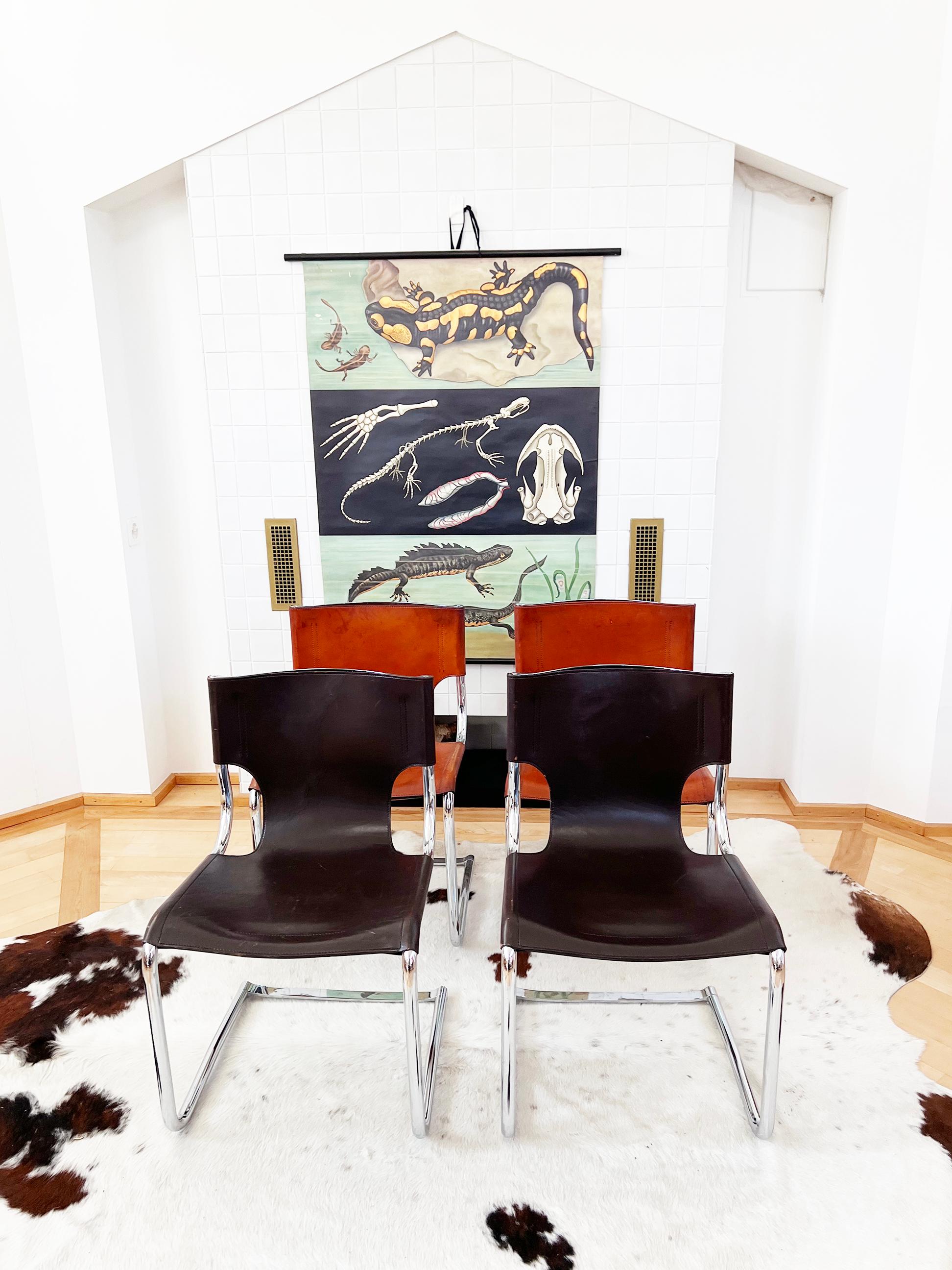 Mid-Century Modern SET of 8 Carlo Bartoli T 70 920 Cantilever Chairs Black + Brown Leather - 8 pcs en vente