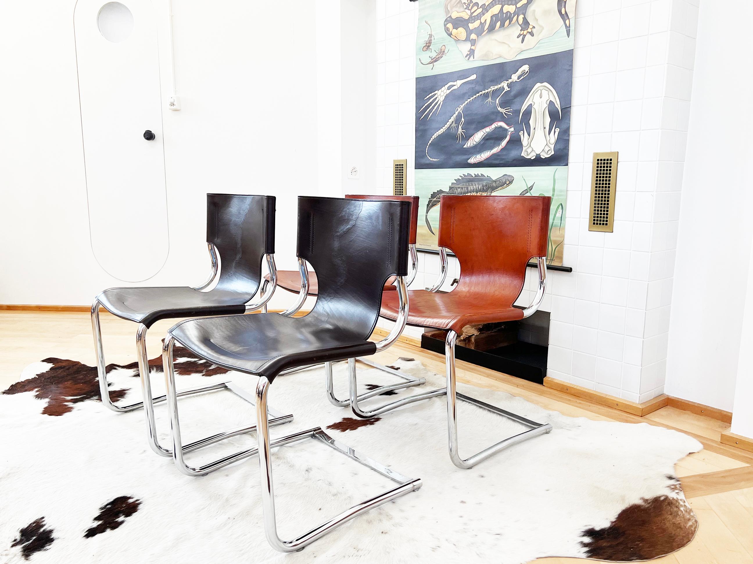 italien SET of 8 Carlo Bartoli T 70 920 Cantilever Chairs Black + Brown Leather - 8 pcs en vente