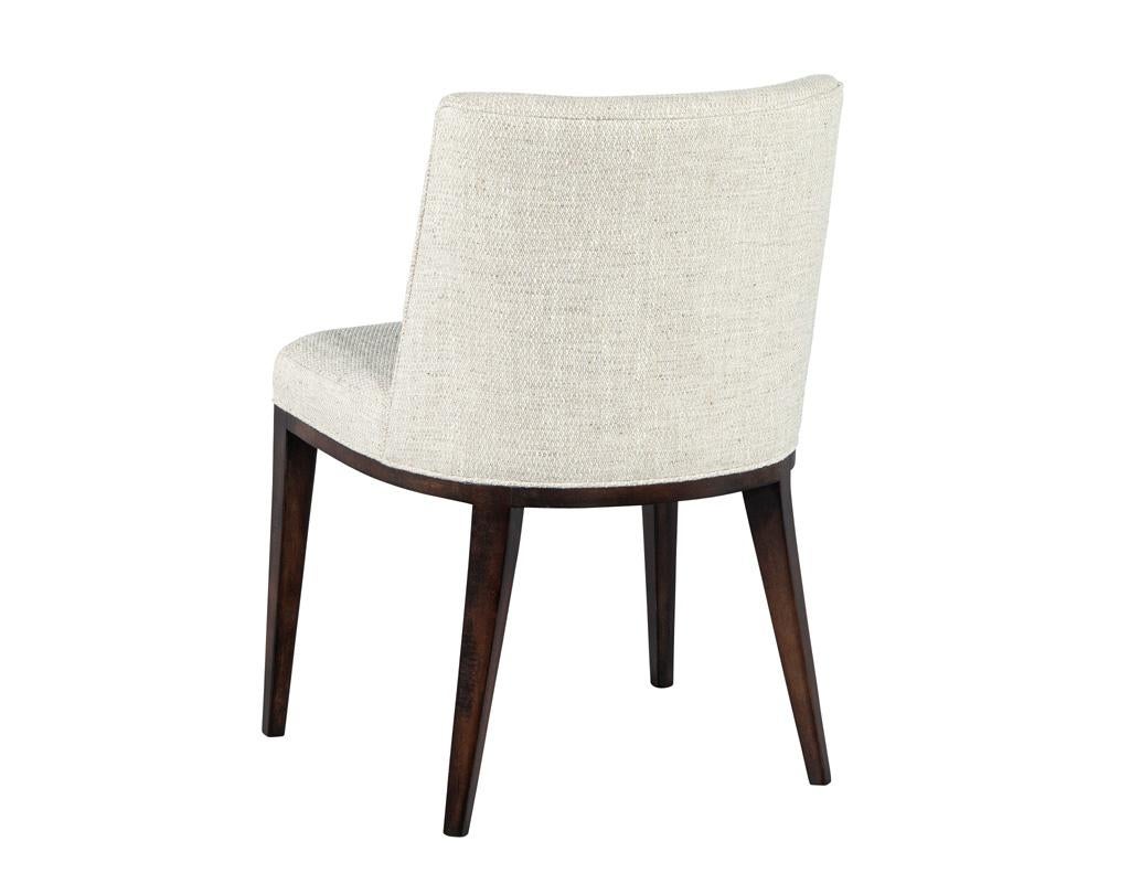 XXIe siècle et contemporain Ensemble de 8 chaises de salle à manger Carrocel Custom Dawson en vente