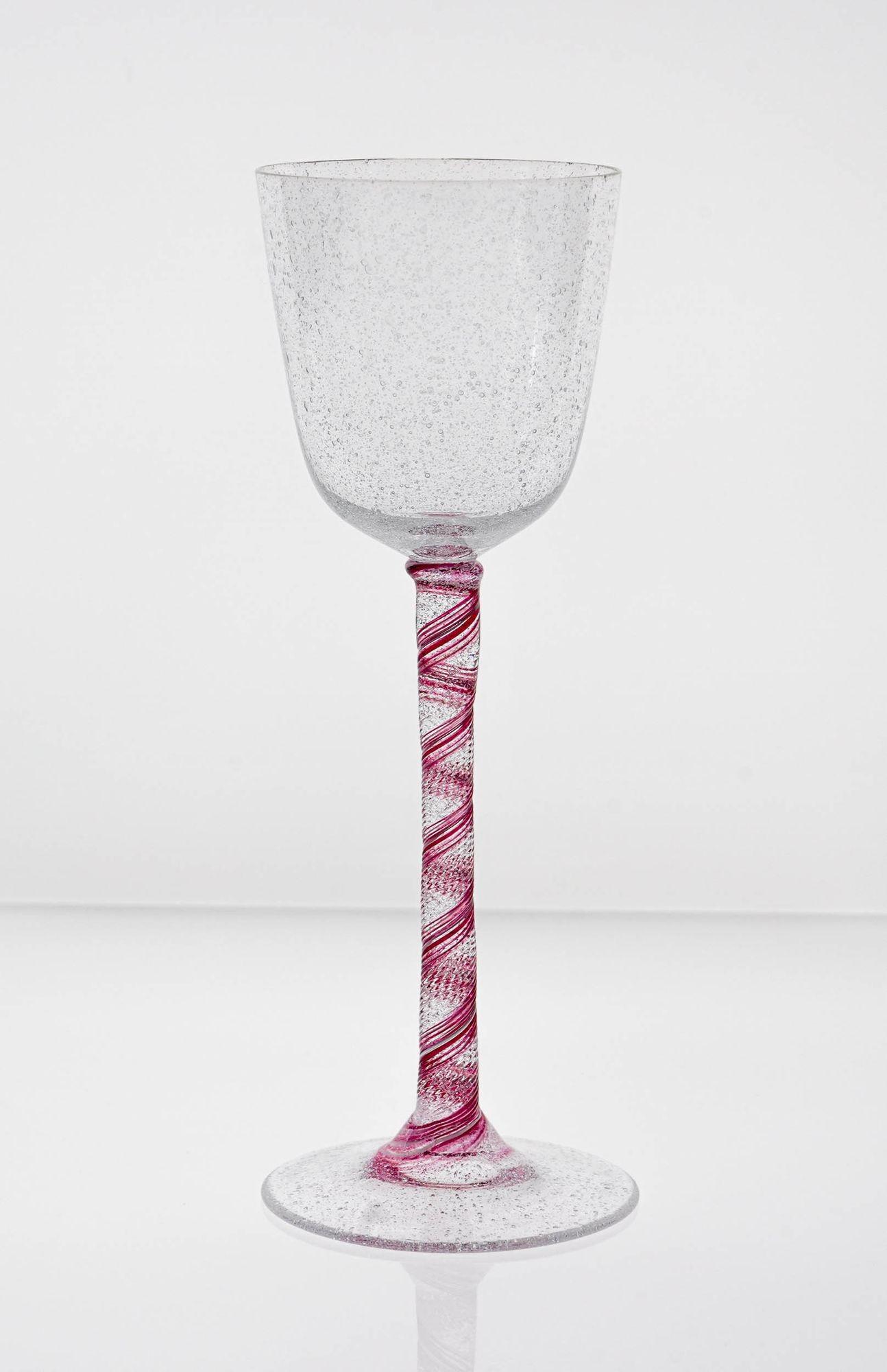 Milieu du XXe siècle Set de 8 tiges torsadées Cenedese en rubis, verre de Murano Pulegoso, unique. Signé en vente