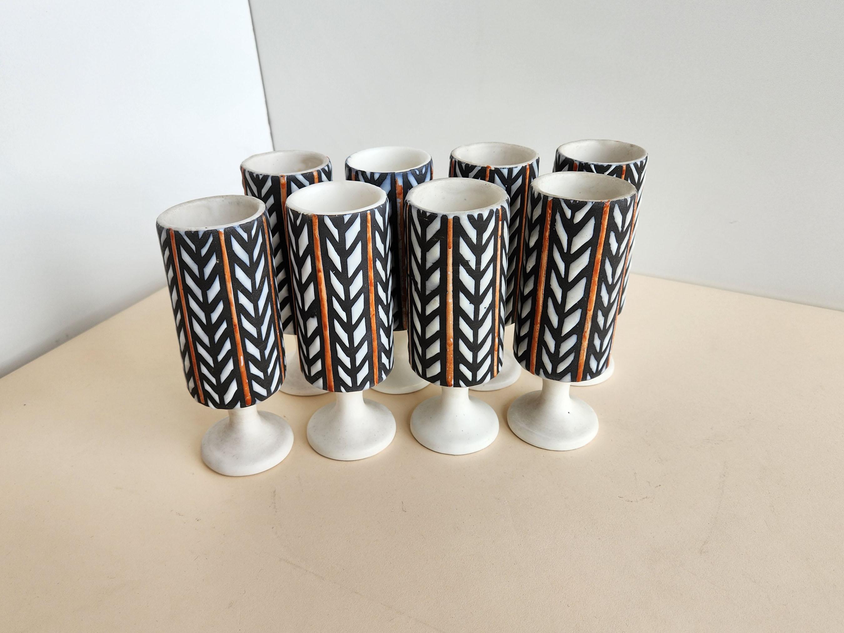Mid-Century Modern Roger Capron - Set of 8 Ceramic Mugs with Abstract Motif For Sale