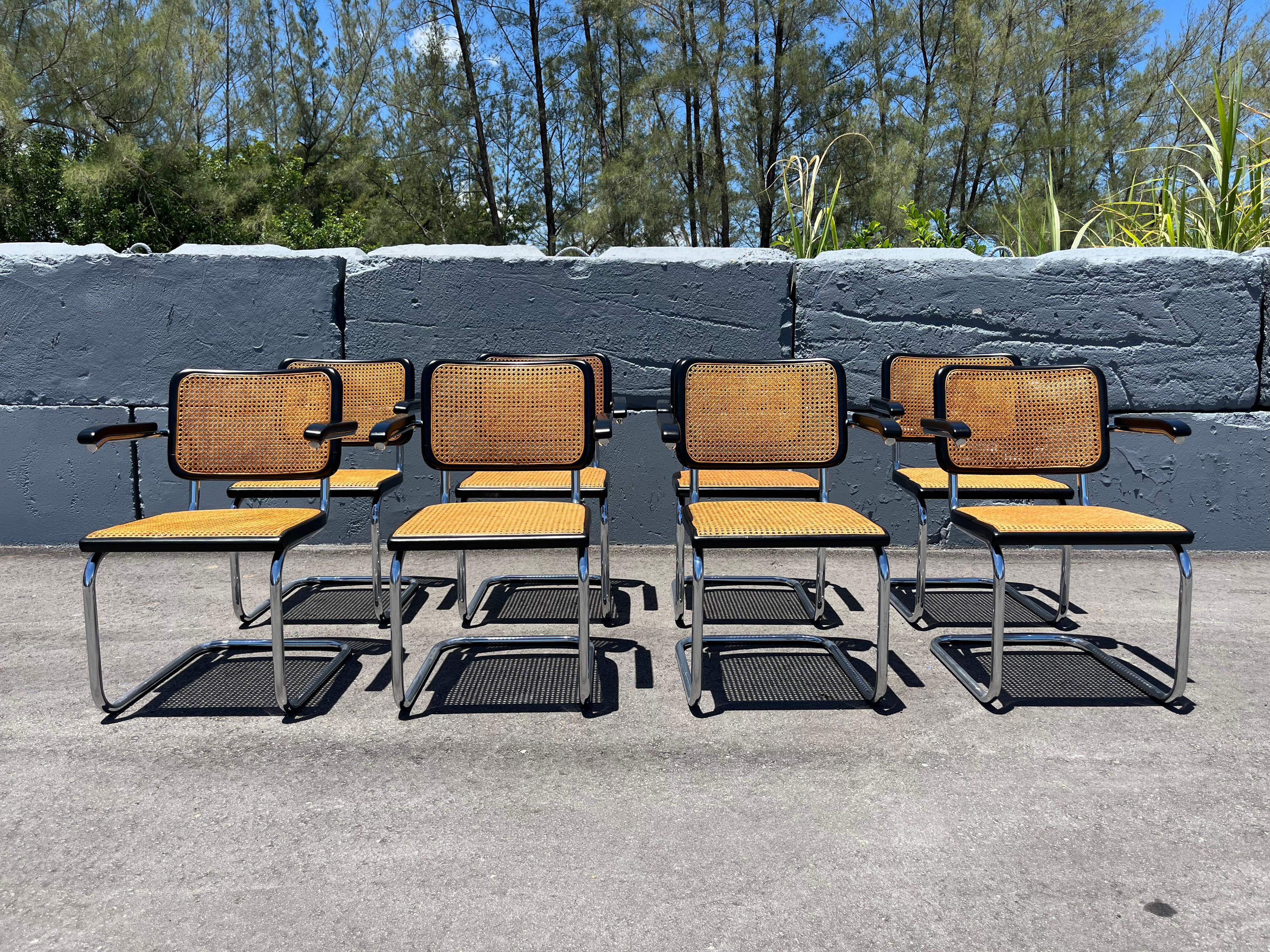 Satz von 8 Cesca B64 Rohrsesseln von Marcel Breuer für Thonet, Schwarz 1970er Jahre (Moderne der Mitte des Jahrhunderts) im Angebot