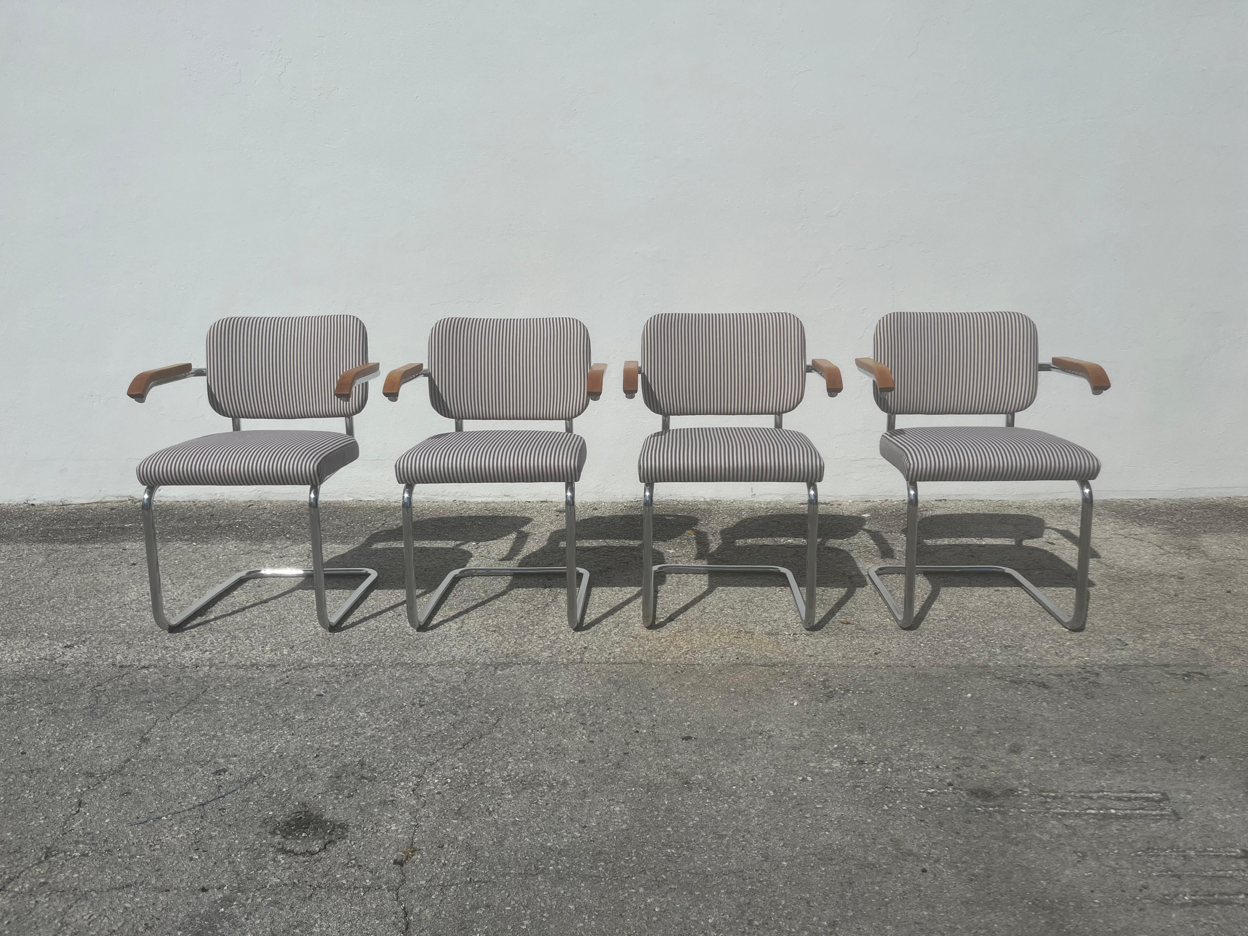 Set of 8 Cesca Upholstered Arm Chairs by Marcel Breuer for Knoll 1960s For Sale 13