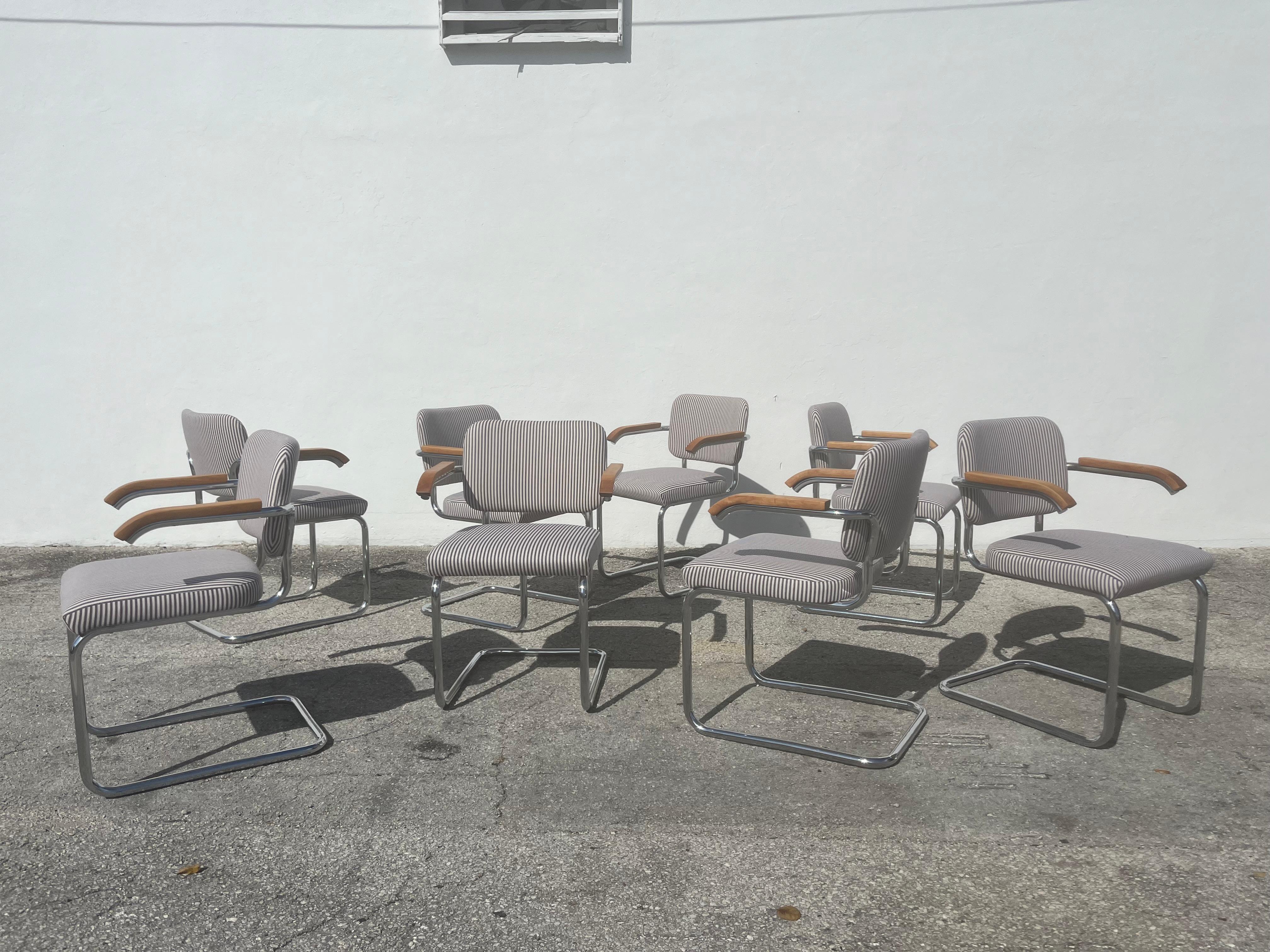 Set of 8 Cesca Upholstered Arm Chairs by Marcel Breuer for Knoll 1960s In Good Condition For Sale In Miami, FL