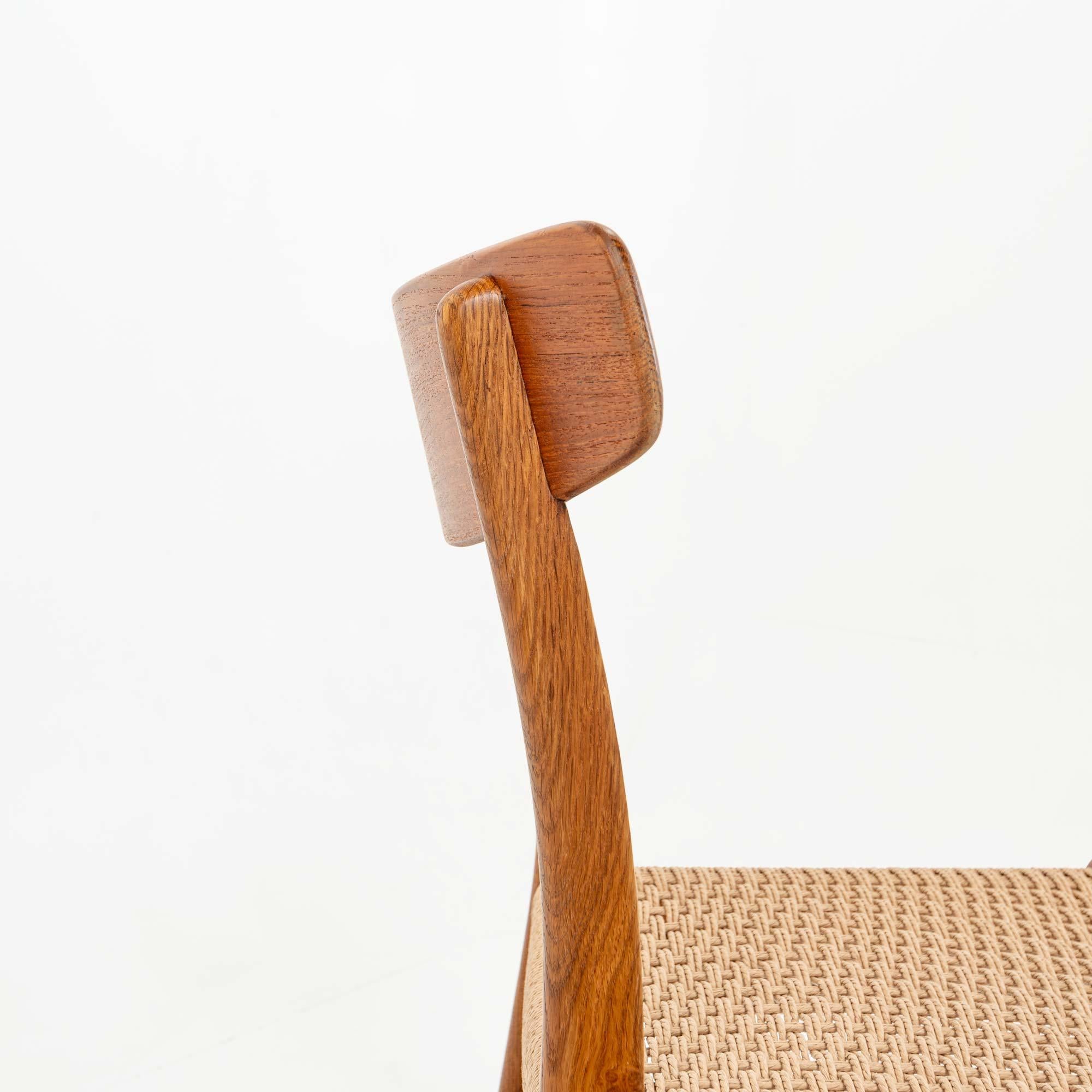 Set di 8 sedie CH23 di Hans Wegner per Carl Hansen & Son in Oak e Teak in vendita 1