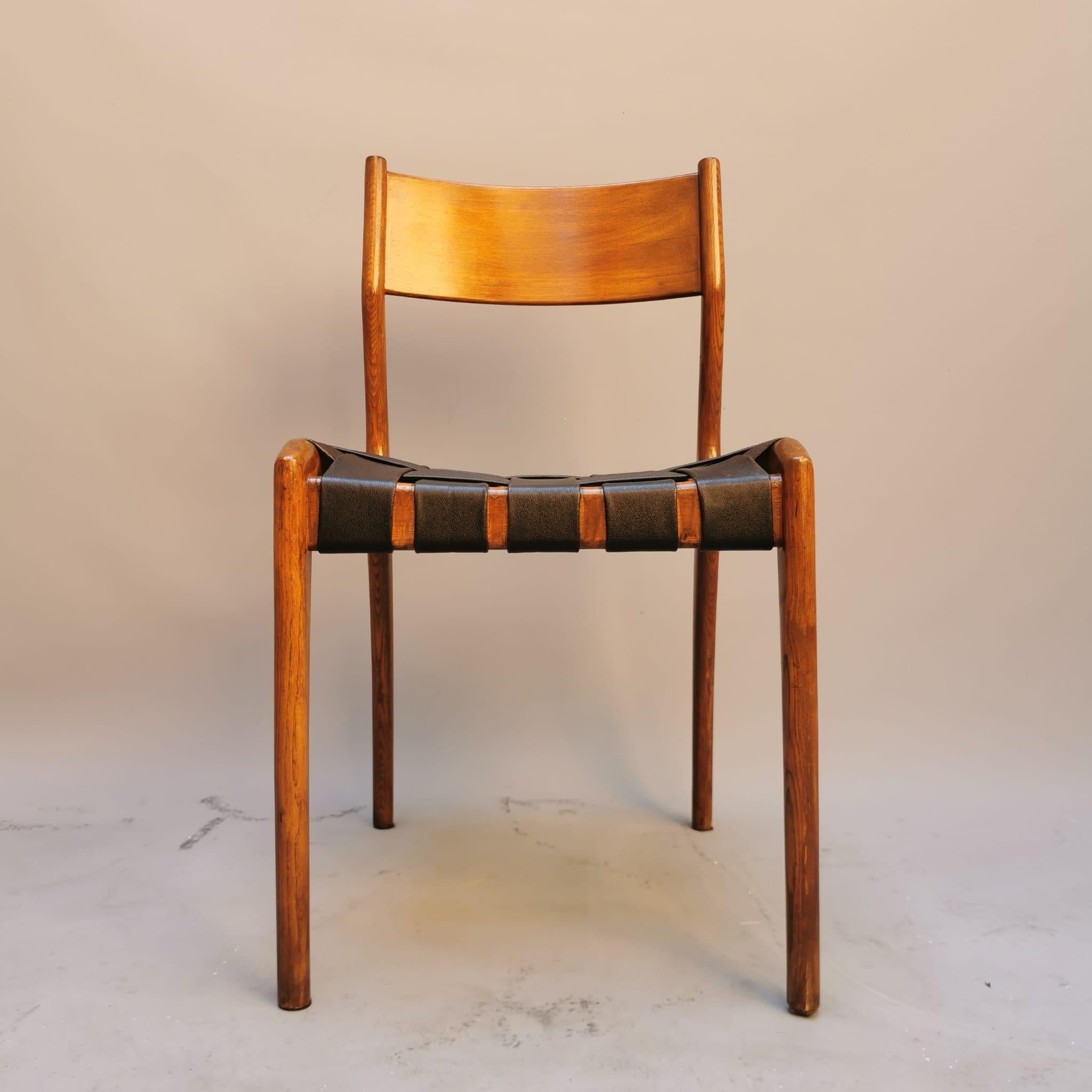 Modern Set of 8 Chairs, Consorzio Sedie Friuli