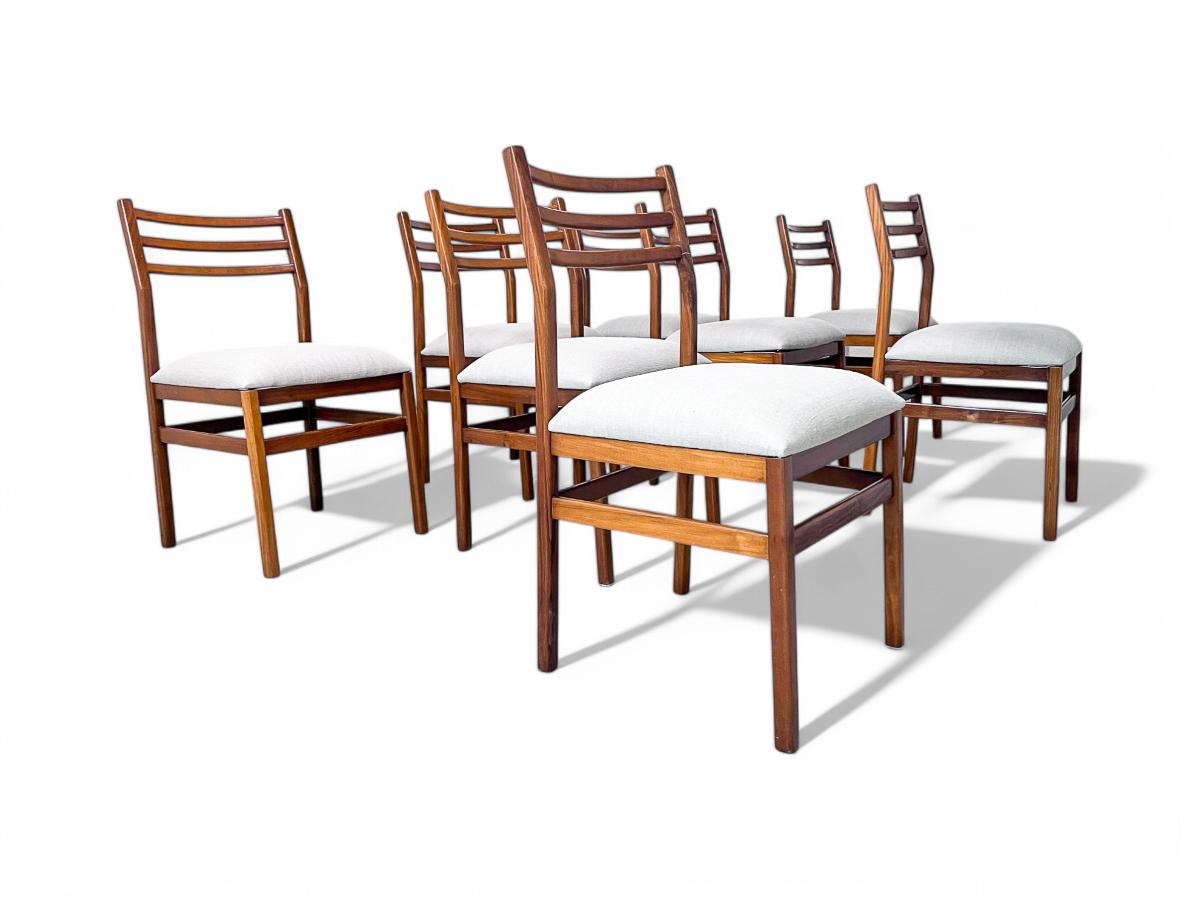 Ensemble de 8 chaises en bois et lin de Caviuna, Alexandre Rapoport, Brésil, années 1960 en vente 6