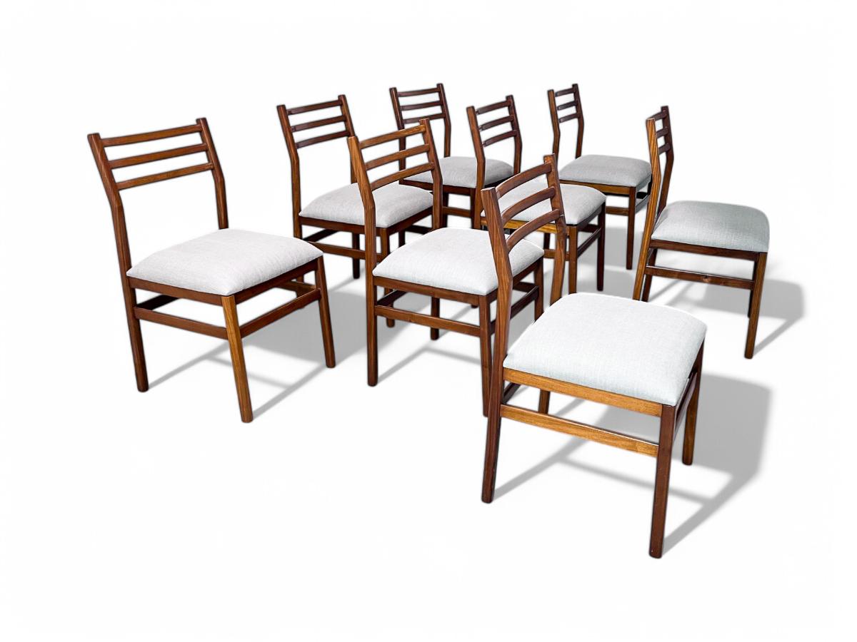 Ensemble de 8 chaises en bois et lin de Caviuna, Alexandre Rapoport, Brésil, années 1960 en vente 7