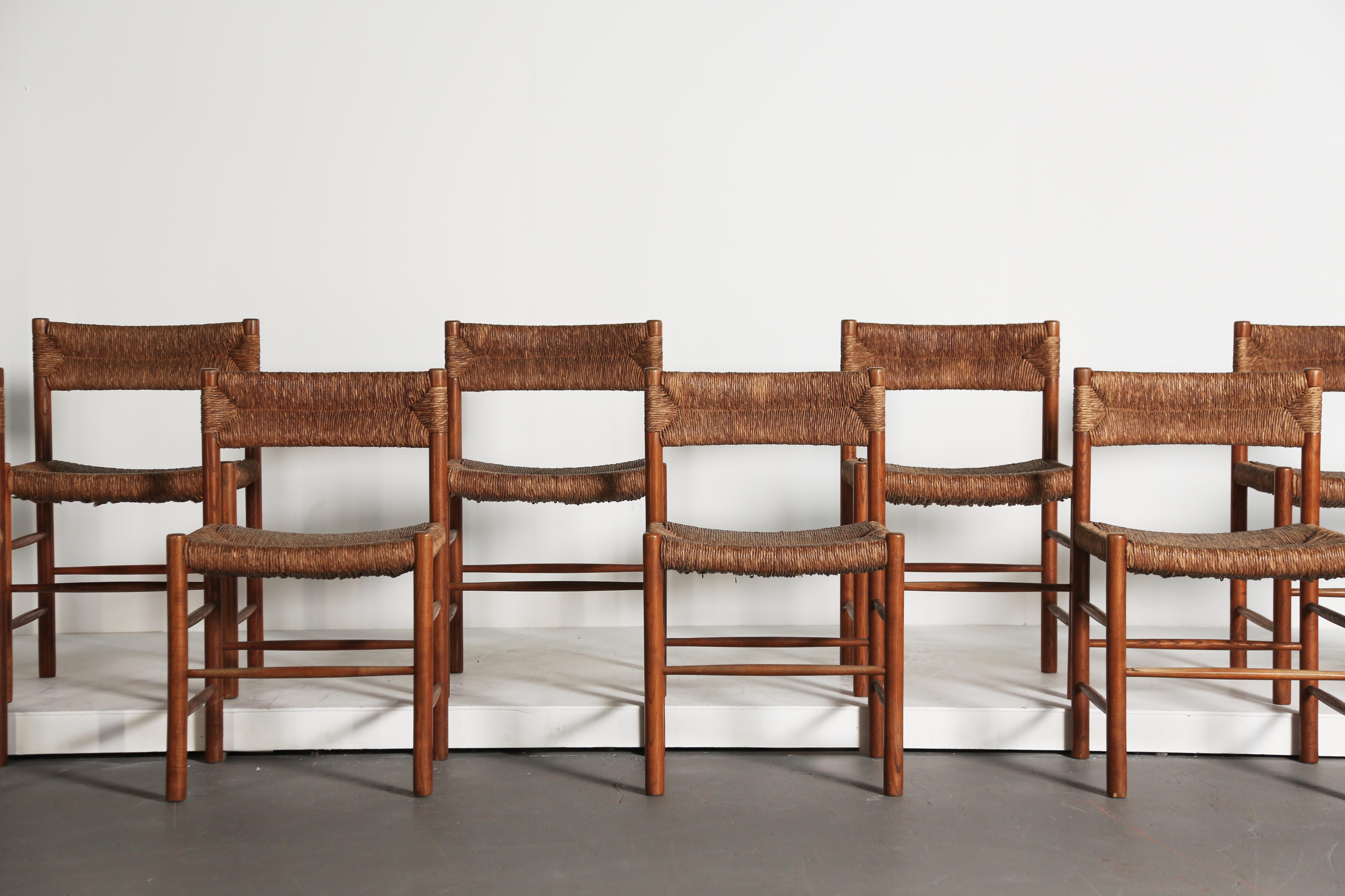 Francese Set di 8 sedie Charlotte Perriand / Robert Sentou Dordogne, Francia, anni '60 in vendita