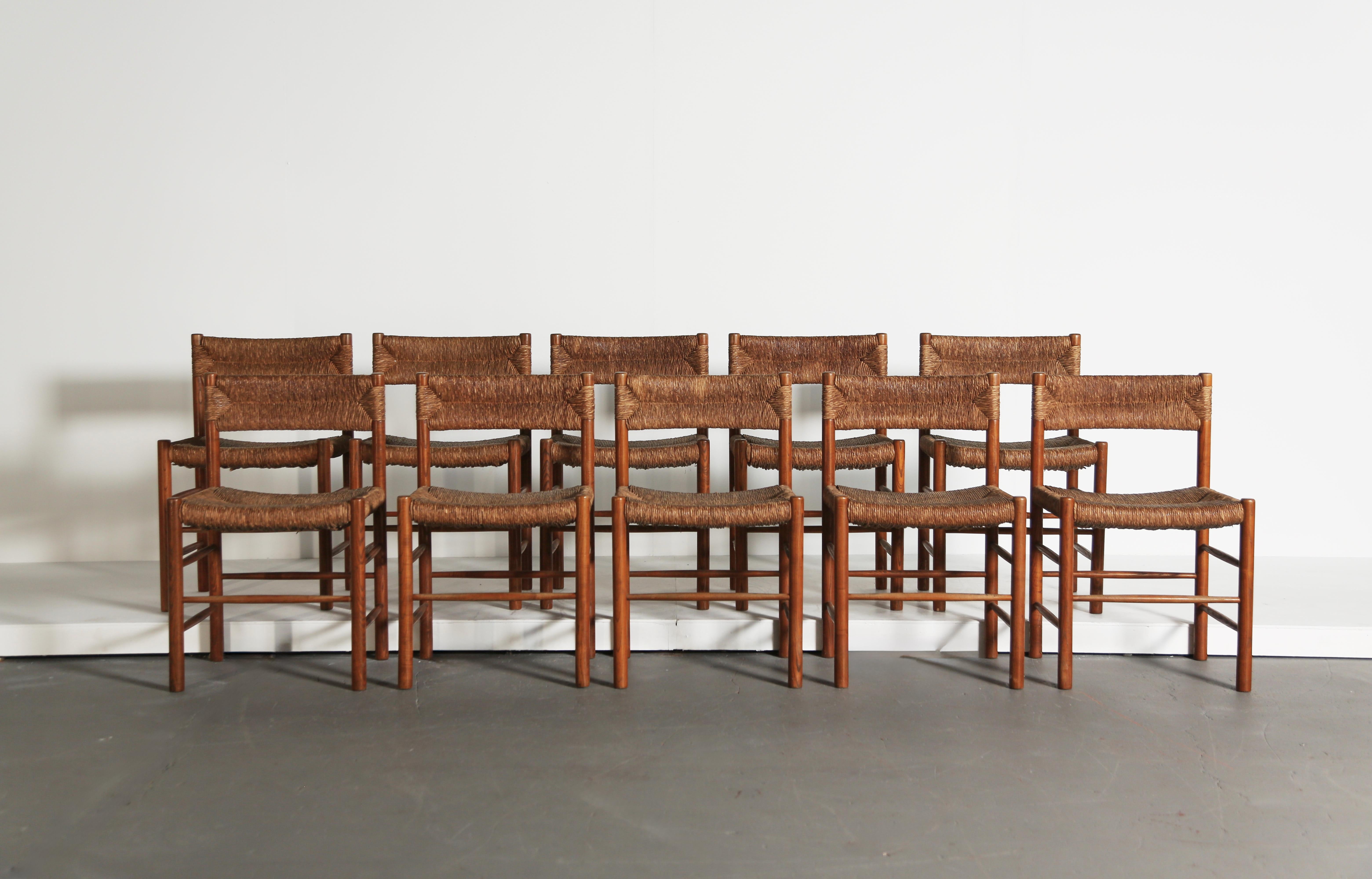 Giunco Set di 8 sedie Charlotte Perriand / Robert Sentou Dordogne, Francia, anni '60 in vendita