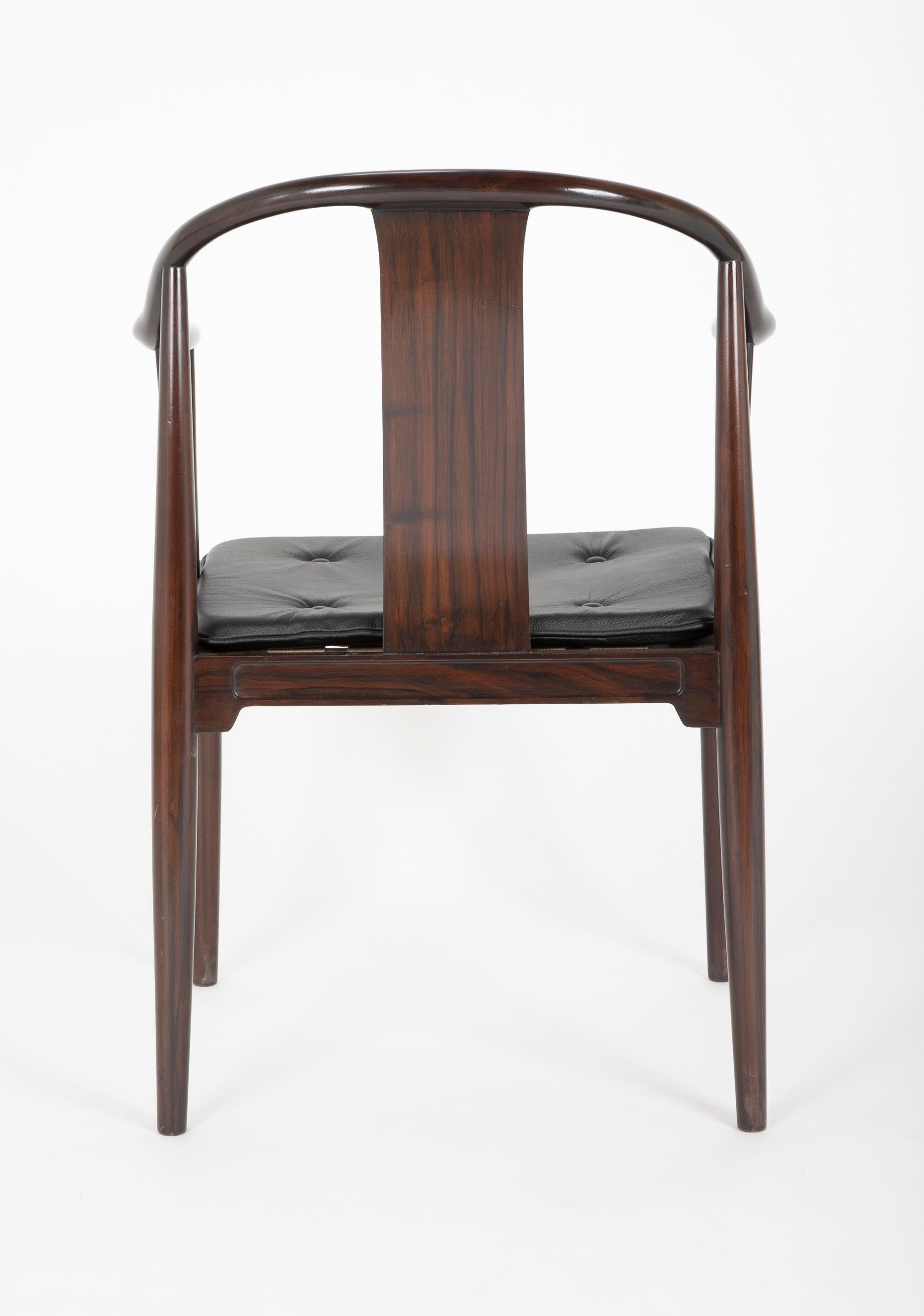 Danois Ensemble de 4 chaises chinoises pour Fritz Hansen par Hans Wegner en vente