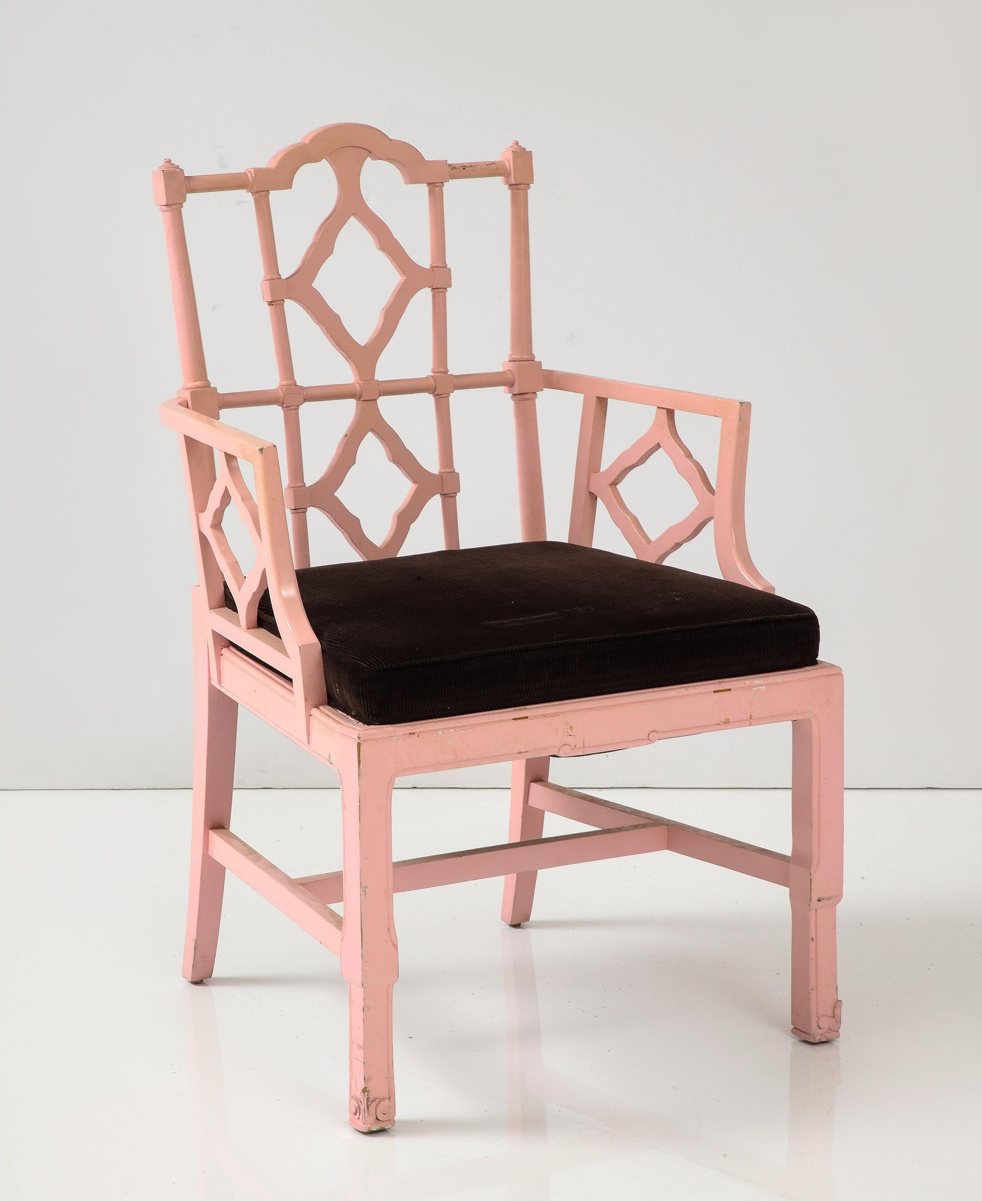 20th Century Set of 8 Chinese Chippendale Style Pink Painted Chairs For Sale