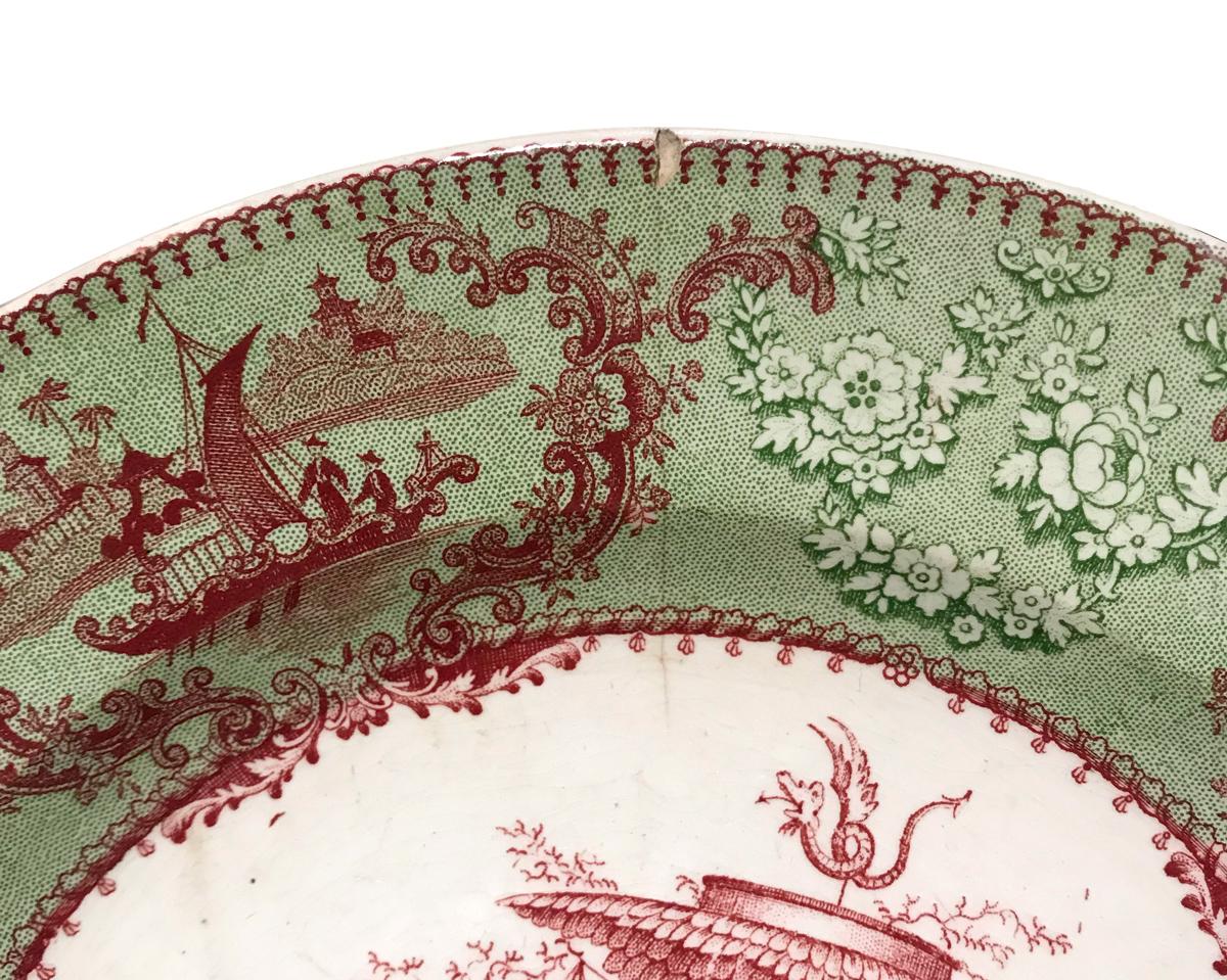 Milieu du XIXe siècle  8 assiettes en faïence de qualité Scènes chinoises romantiques de Creil 1834-1840  en vente