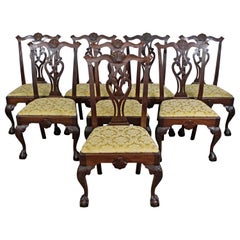 Ensemble de 8 chaises de salle à manger Chippendale en acajou à boules et griffes