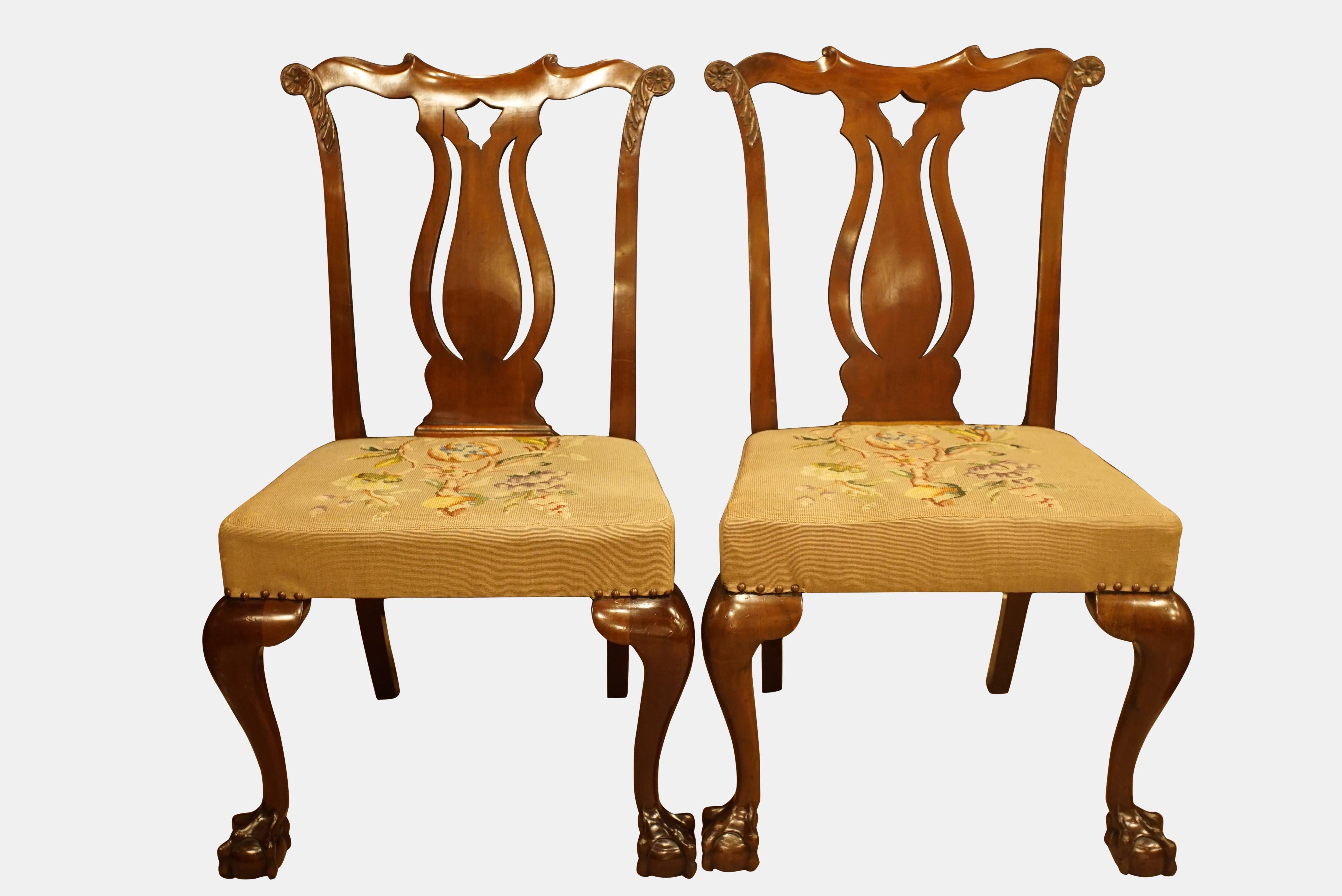 Set of 8 Chippendale Style Chairs For Sale 3