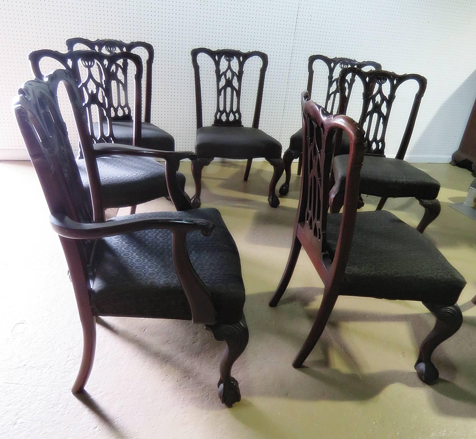 Ensemble de huit chaises de salle à manger de style Chippendale en vente 2