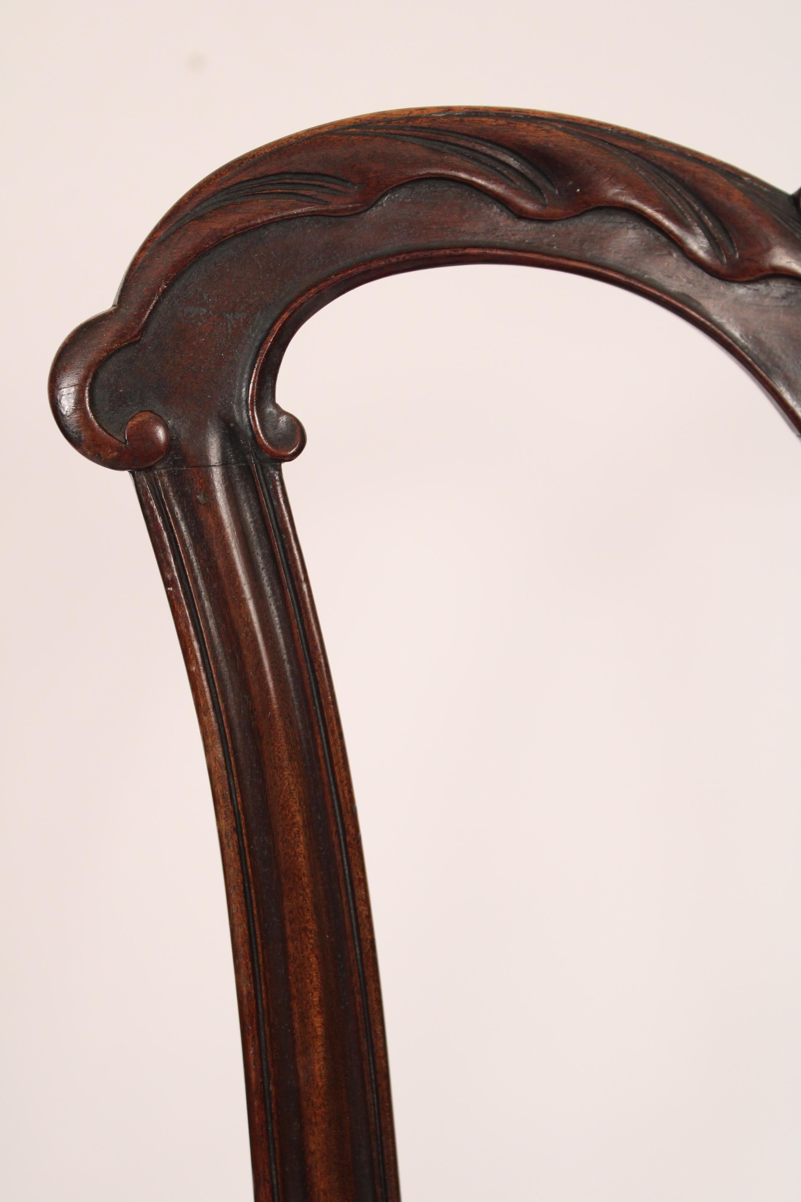 Set of 8 Chippendale style Mahogany Dining Room Chairs For Sale 4