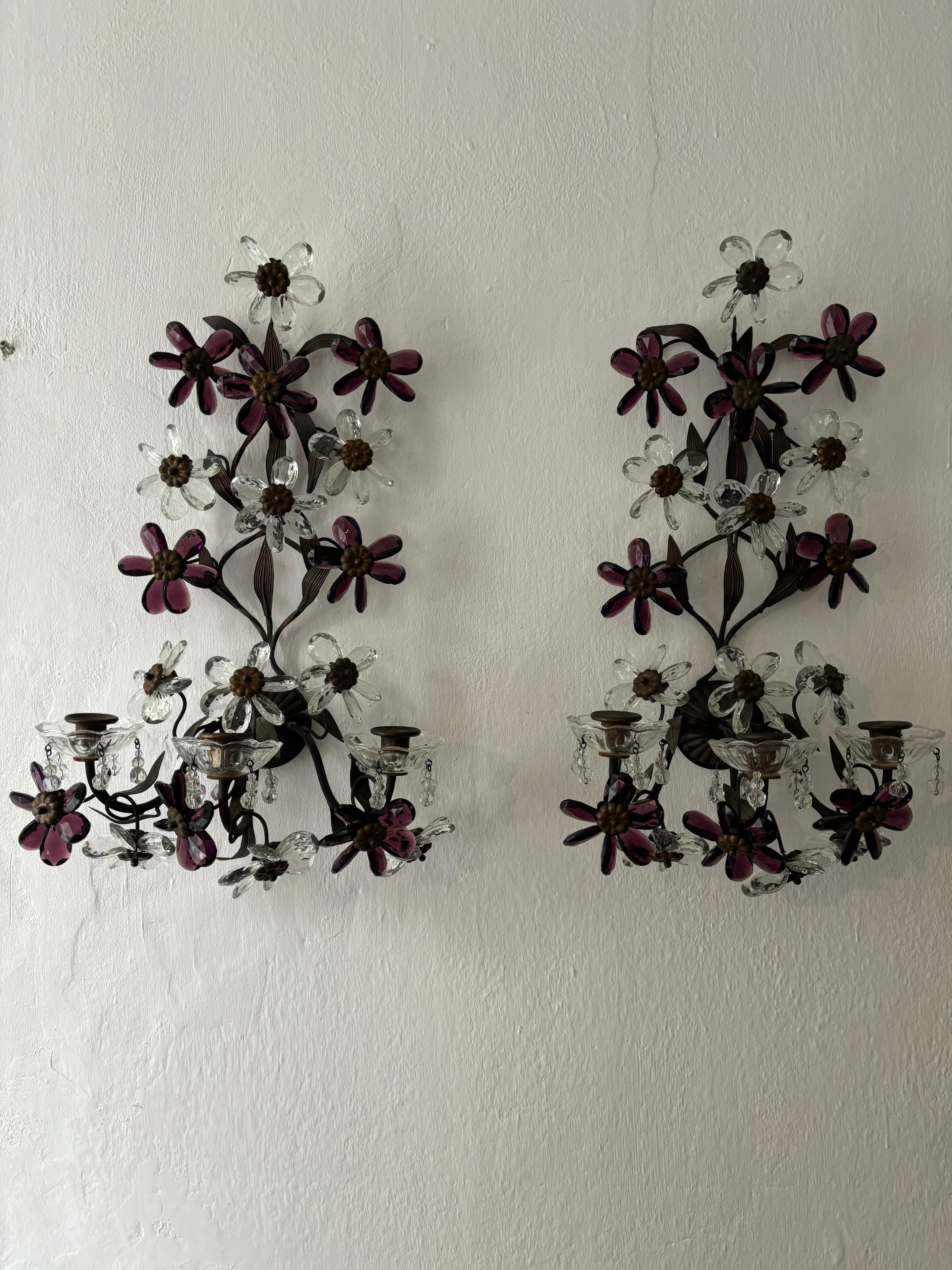 French Set of 8 Clear & Amethyst Flower Maison Baguès Crystal Flower Sconces Signed For Sale