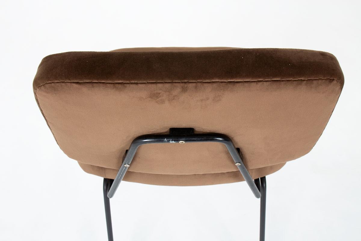 Set of 8 CM196 chairs by Pierre Paulin for Airborne, 1950 1