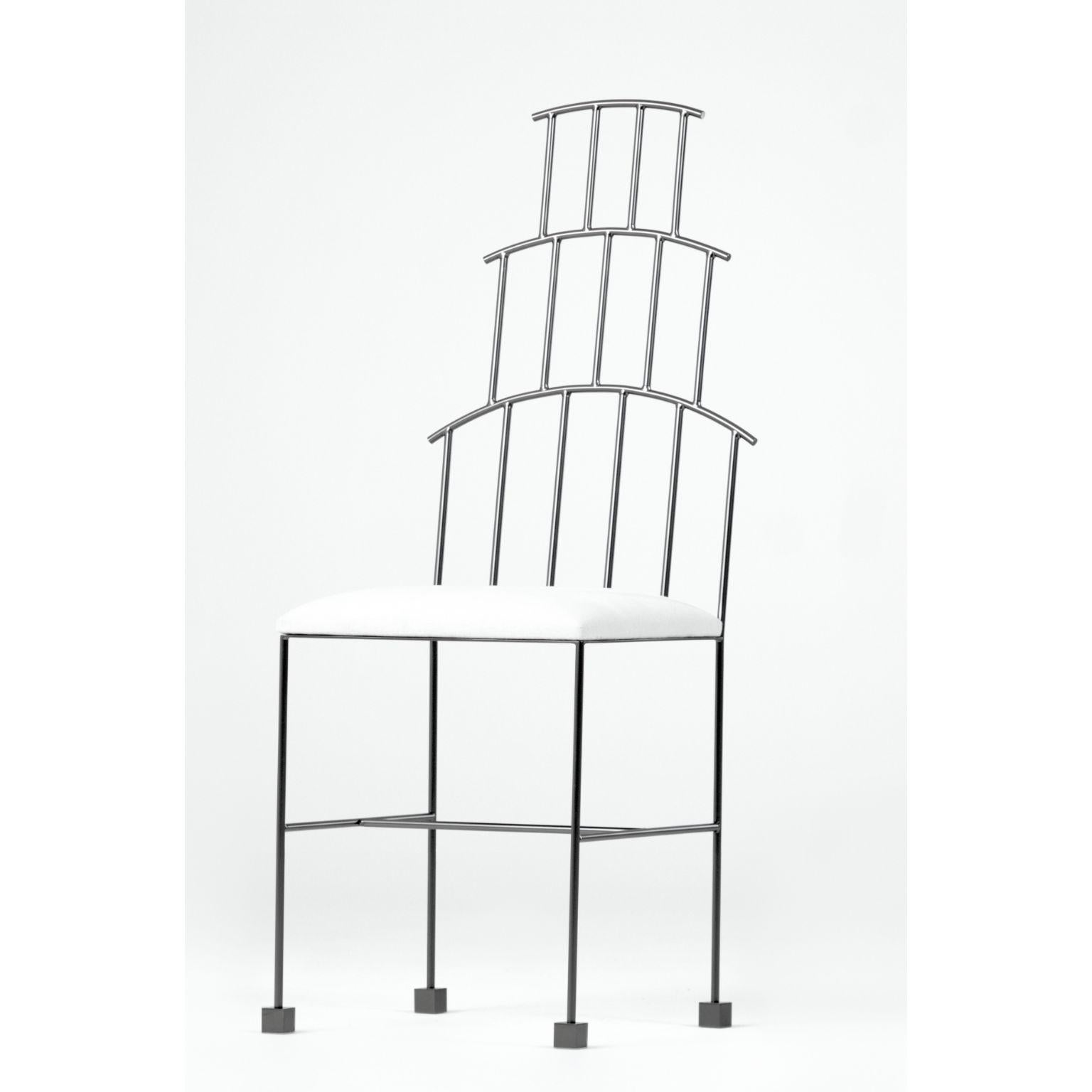 Satz von 8 Collezione Surrealista-Stühlen mit Kissen von Qvinto Studio im Zustand „Neu“ im Angebot in Geneve, CH