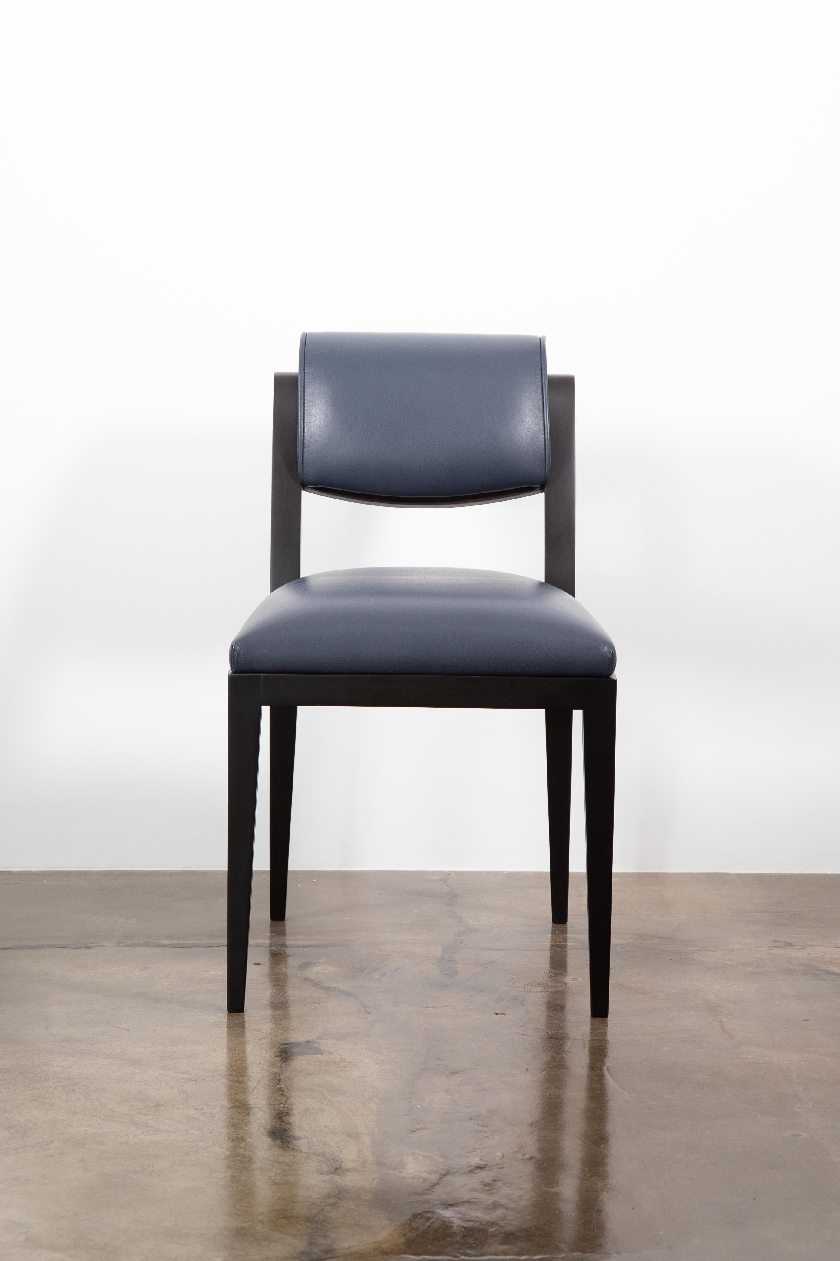 Ensemble de 8 chaises de salle à manger en cuir de style Art Déco contemporain, Gianni par Costantini en vente 2