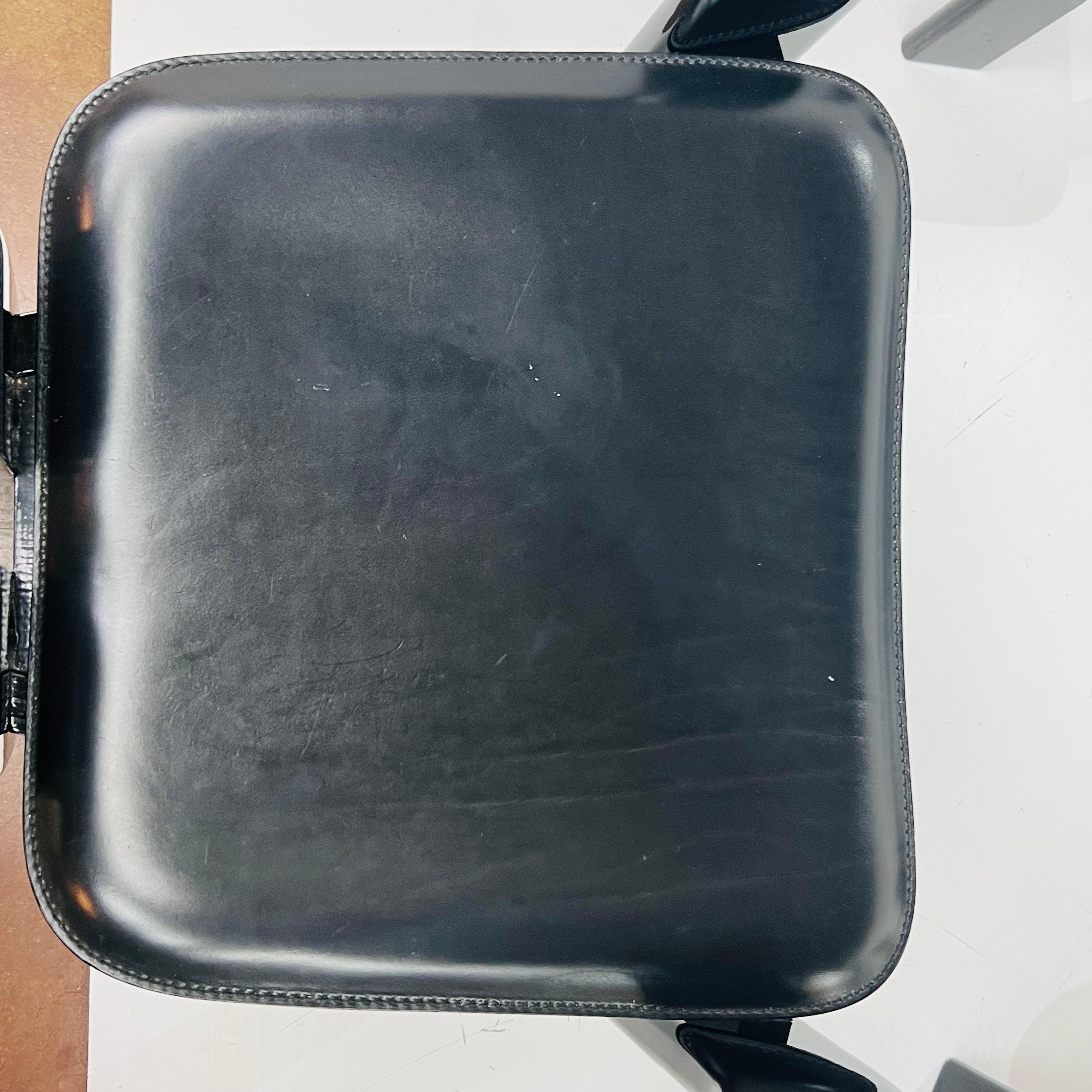 Juego de 8 Sillas de Comedor Costantini Lacadas en venta 7