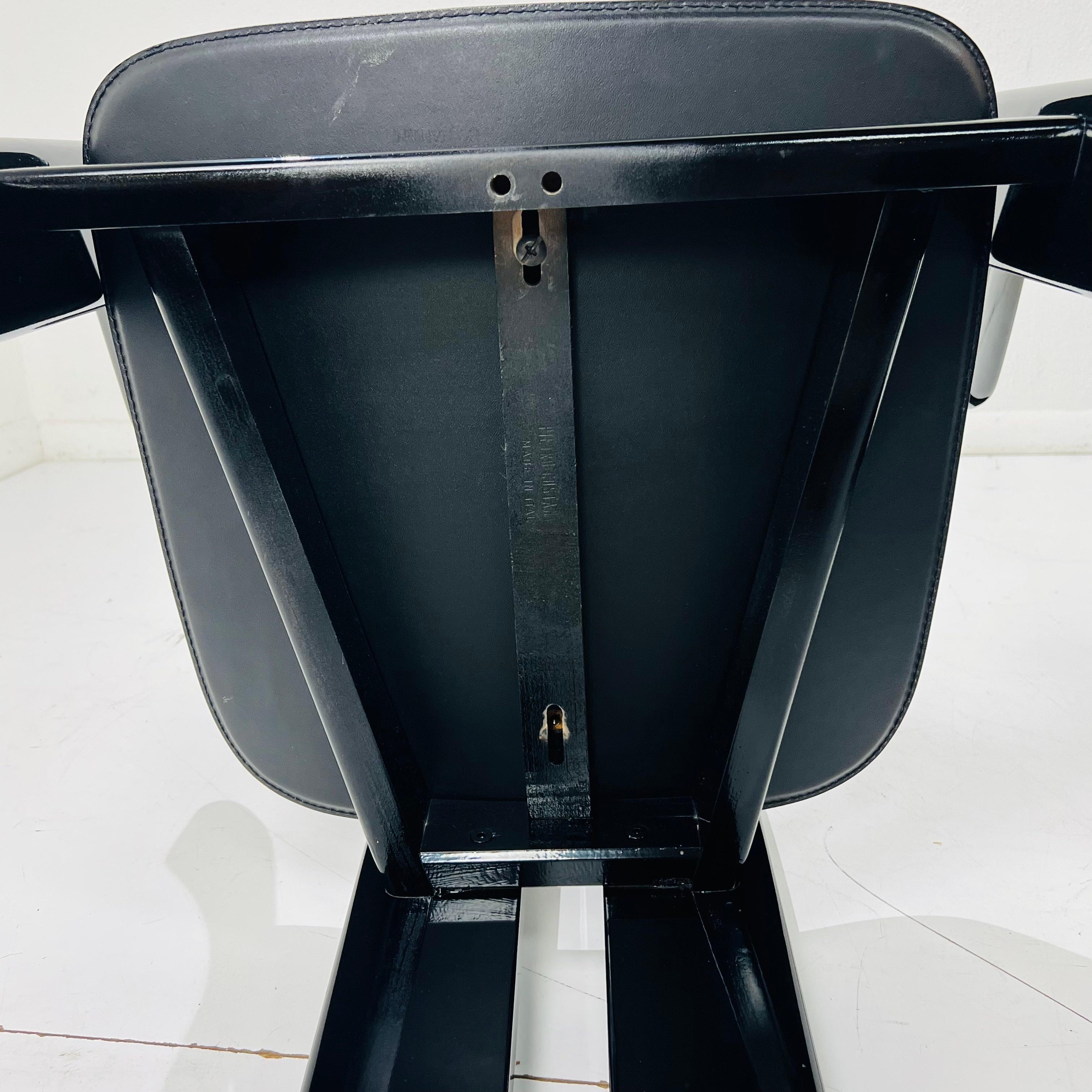 Juego de 8 Sillas de Comedor Costantini Lacadas en venta 12