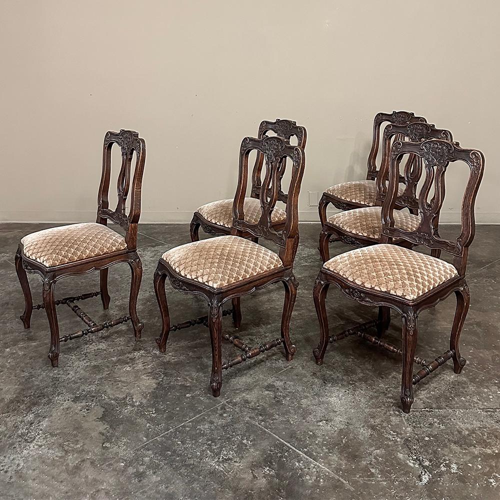 20th Century Set of 8 Country French Upholstered Dining Chairs includes 2 Armchairs For Sale