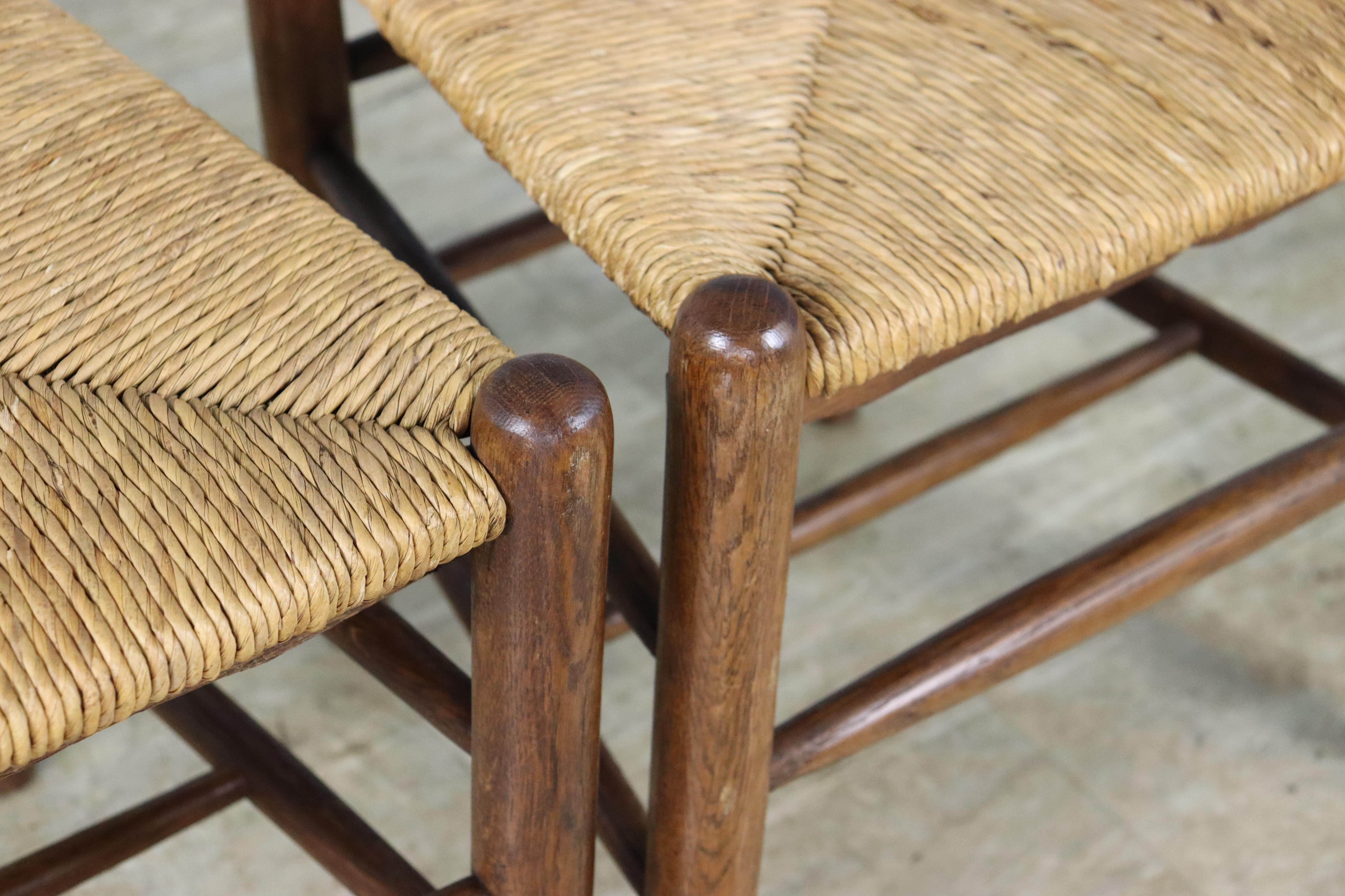 Set of 8 Country Oak Ladderback Chairs 1