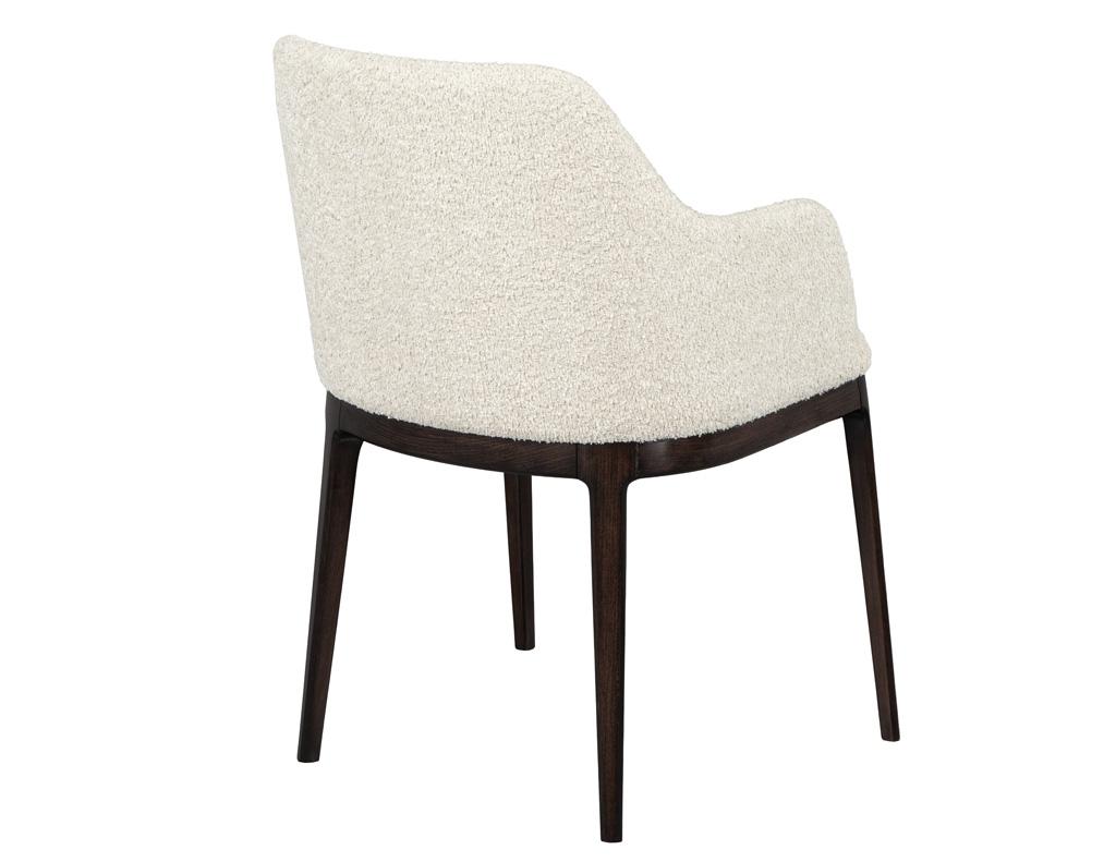 XXI secolo e contemporaneo Set of 8 Custom Reece Dining Chairs in Boucle Fabric by Carrocel in vendita