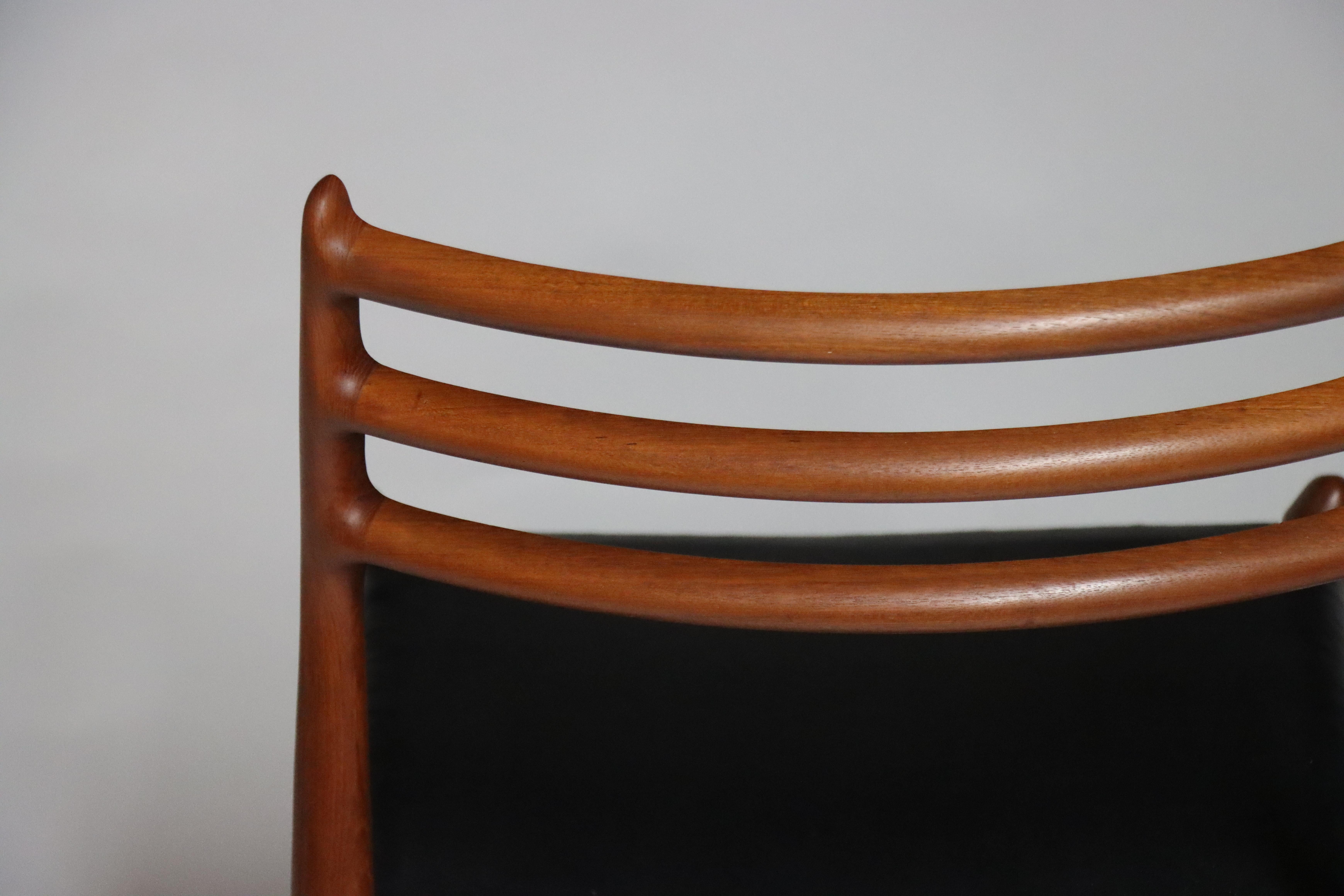 Ensemble de 8 chaises de salle à manger danoises par Neils O. Møller, modèle 78 en teck, milieu de siècle en vente 5