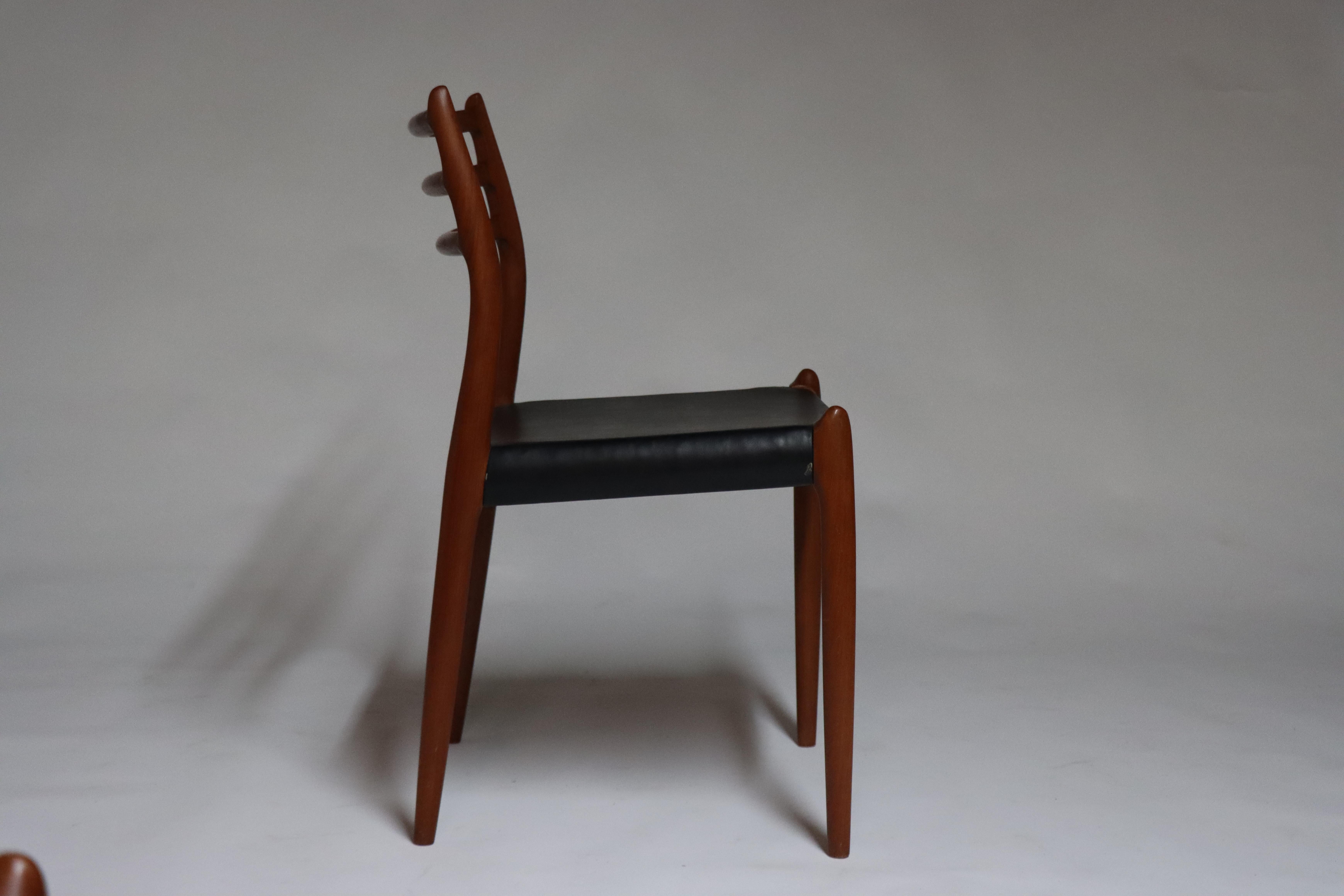 Ensemble de 8 chaises de salle à manger danoises par Neils O. Møller, modèle 78 en teck, milieu de siècle en vente 7